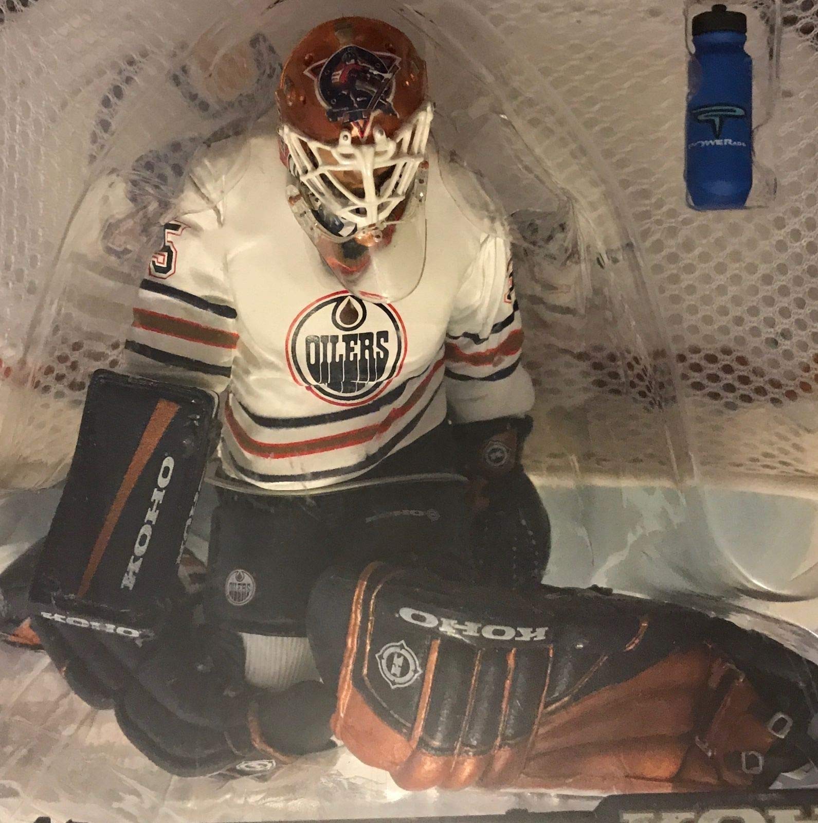McFarlane NHL Series 2 Action Figure: Tommy Salo Edmonton Oilers