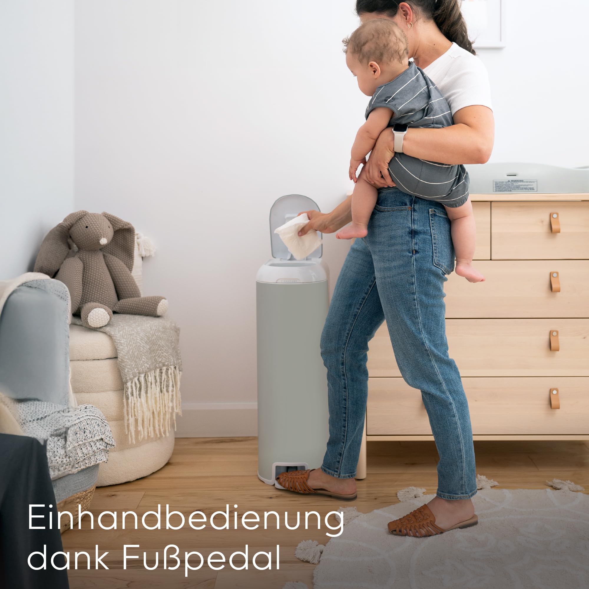 Diaper Genie Platinum Edelstahl Windeleimer mit Fußpedal, abreißbare Beutel