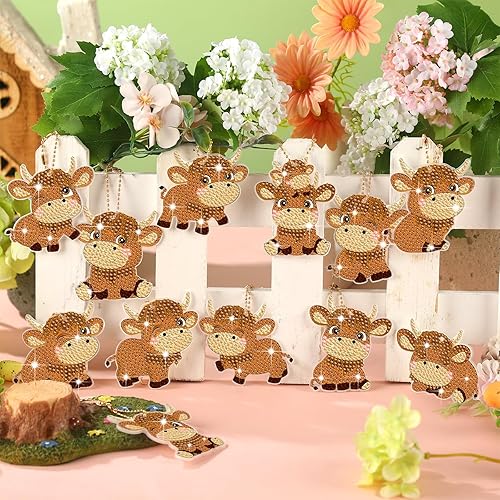 Miniatura 2 de Thinkday Kit de 12 llaveros de pintura de diamante de vaca de las tierras altas 5D para bricolaje, lindo colgante de diamante de vaca para colgar