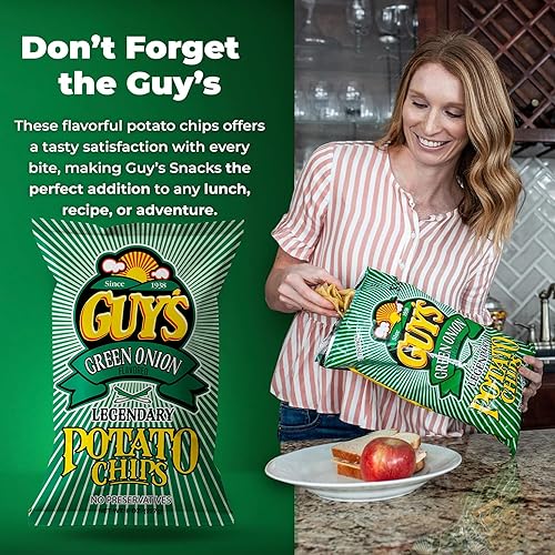 Vista 51 de Guys - Papas fritas de crema agria y cebolla, bocadillos saludables y salados con una mezcla única de especias, papas fritas naturales, papas fritas