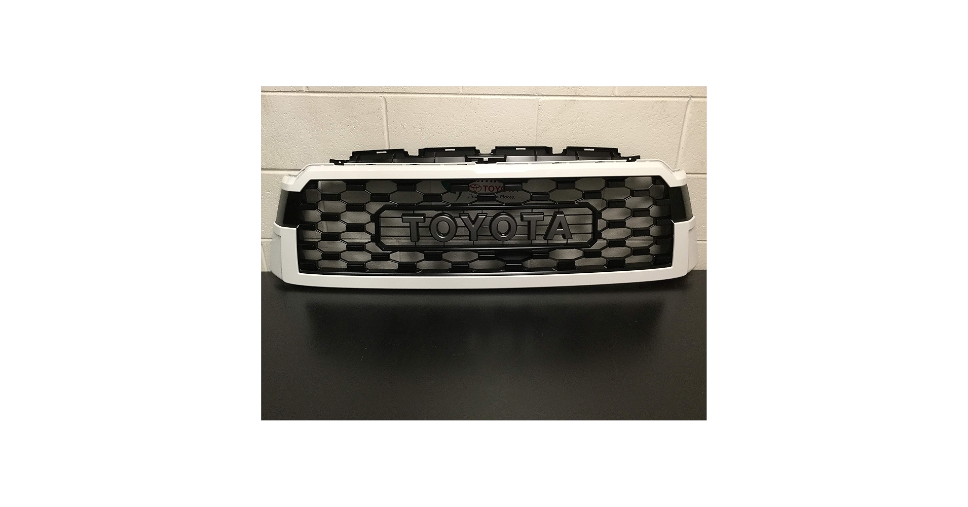 Amazon | トヨタ純正部品 - グリル、TRD Sequoia 0 (PT363-0C200