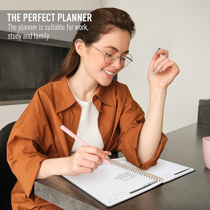 24-Hour Daily Planner: Plan Your Day Like a Pro!