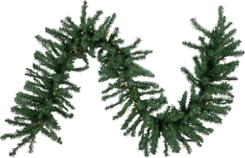 Northlight Guirnalda de Navidad de pino artificial verde preiluminada de 9 x 20 pulgadas, luces LED blancas cálidas