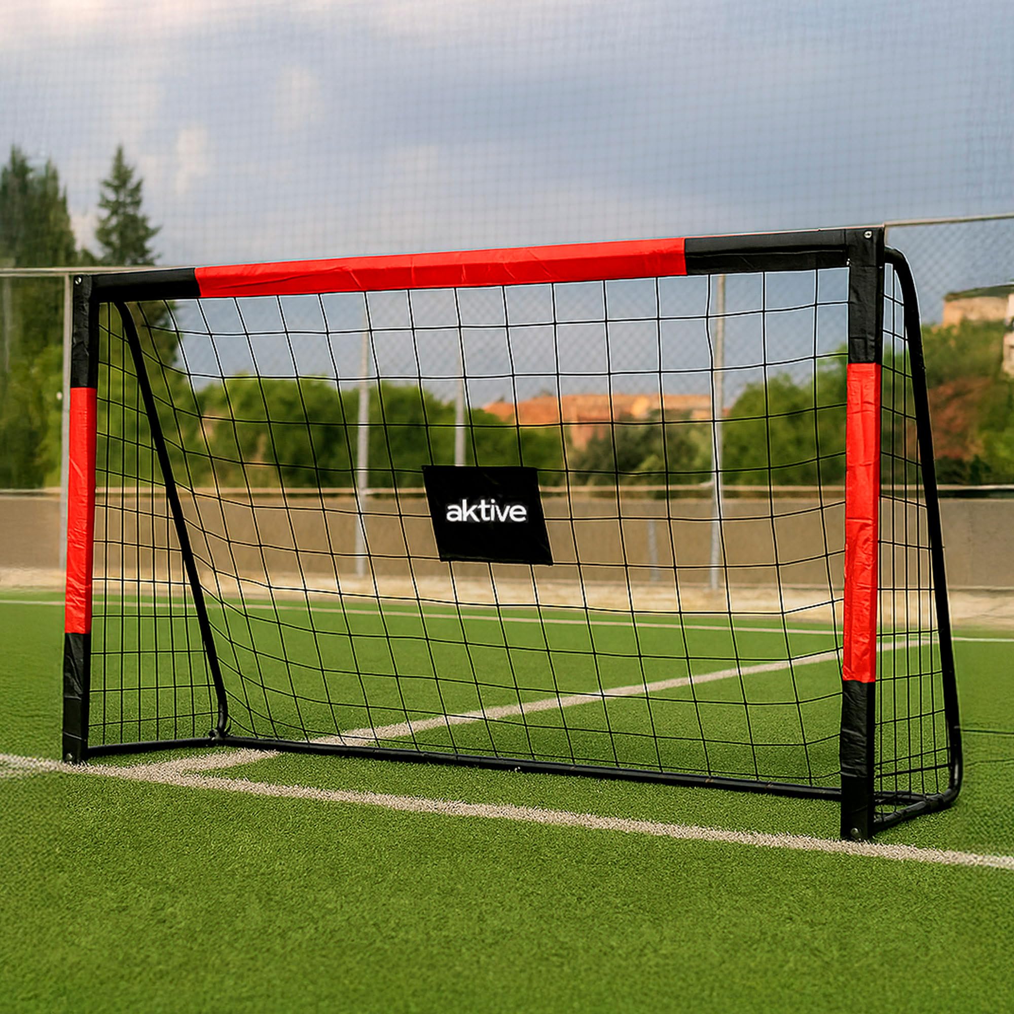 AKTIVE But de Football en Acier, Structure démontable, Montage Facile, 300x90x160 cm, avec Filet en Polyester, Comprend 7 piquets de Fixation, Solide et léger, pour l'entraînement (54307)