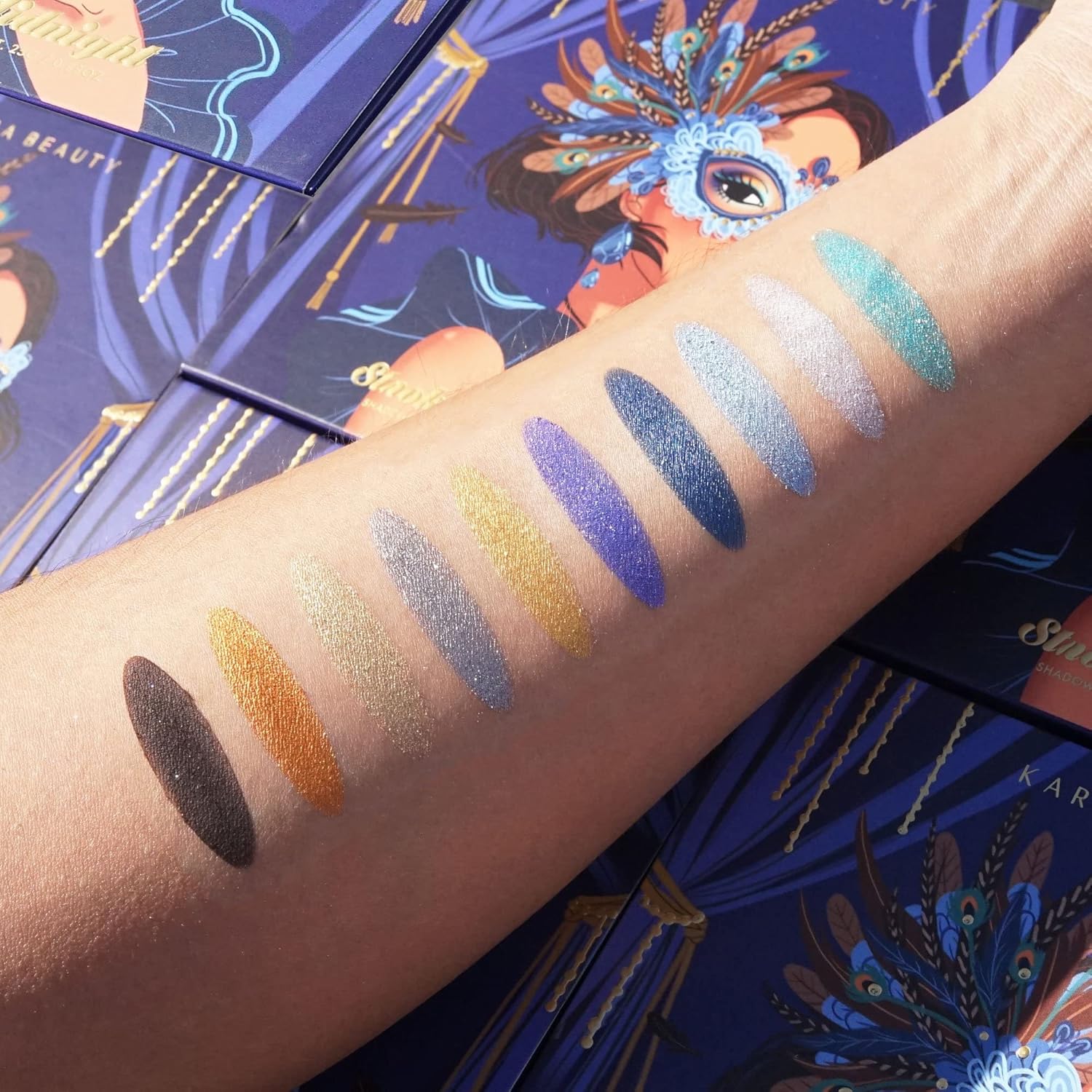 Kara Beauty STROKE OF MIDNIGHT 30-Shades Multi-Finish Creative Beauty Palette - VEGAN