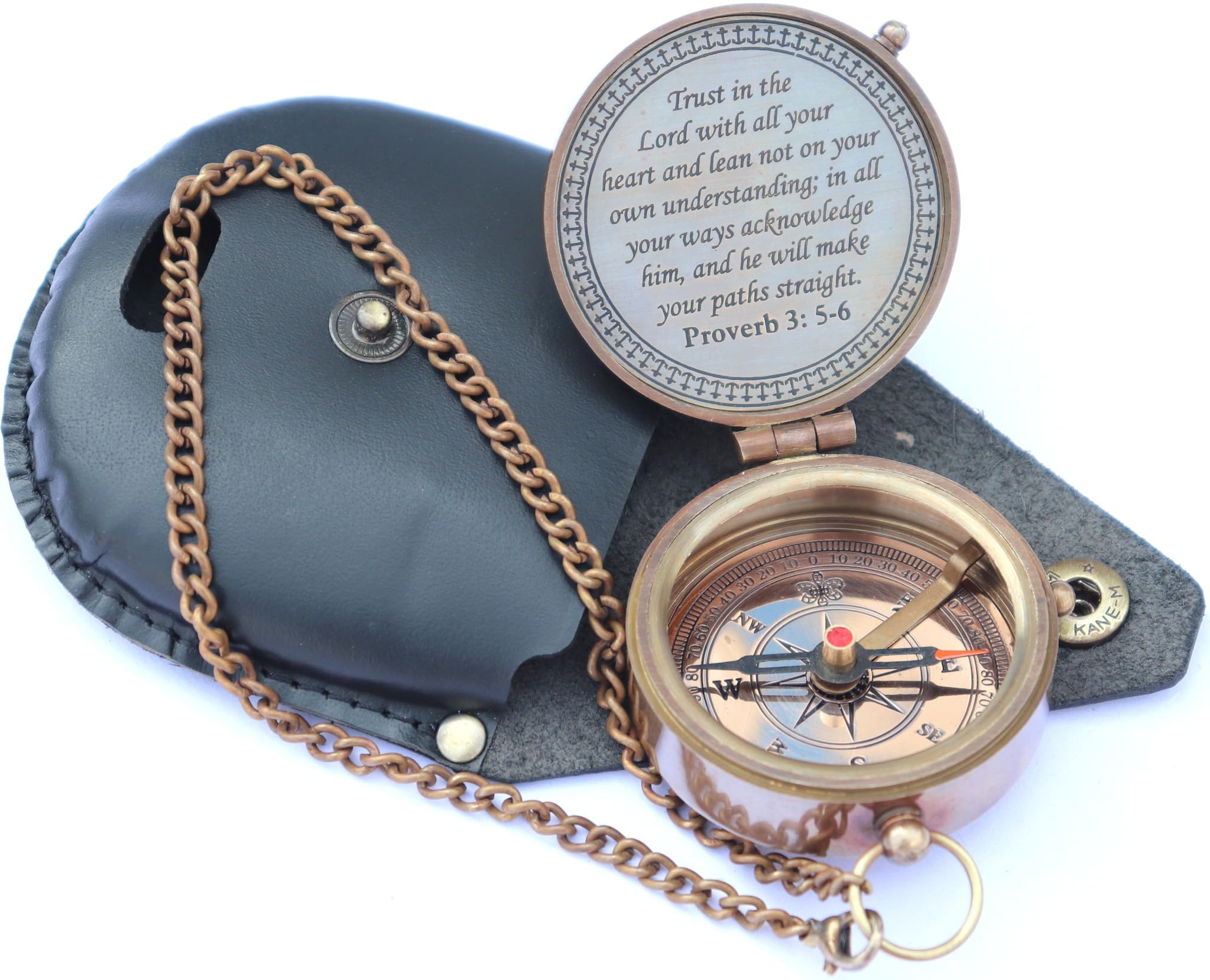 MADSNIIB Brújula de latón grabada para dirección, camping, senderismo, brújula portátil con cadena y funda de cuero, regalo religioso, idea de regalo misionero antiguo hecho a mano, confianza en el