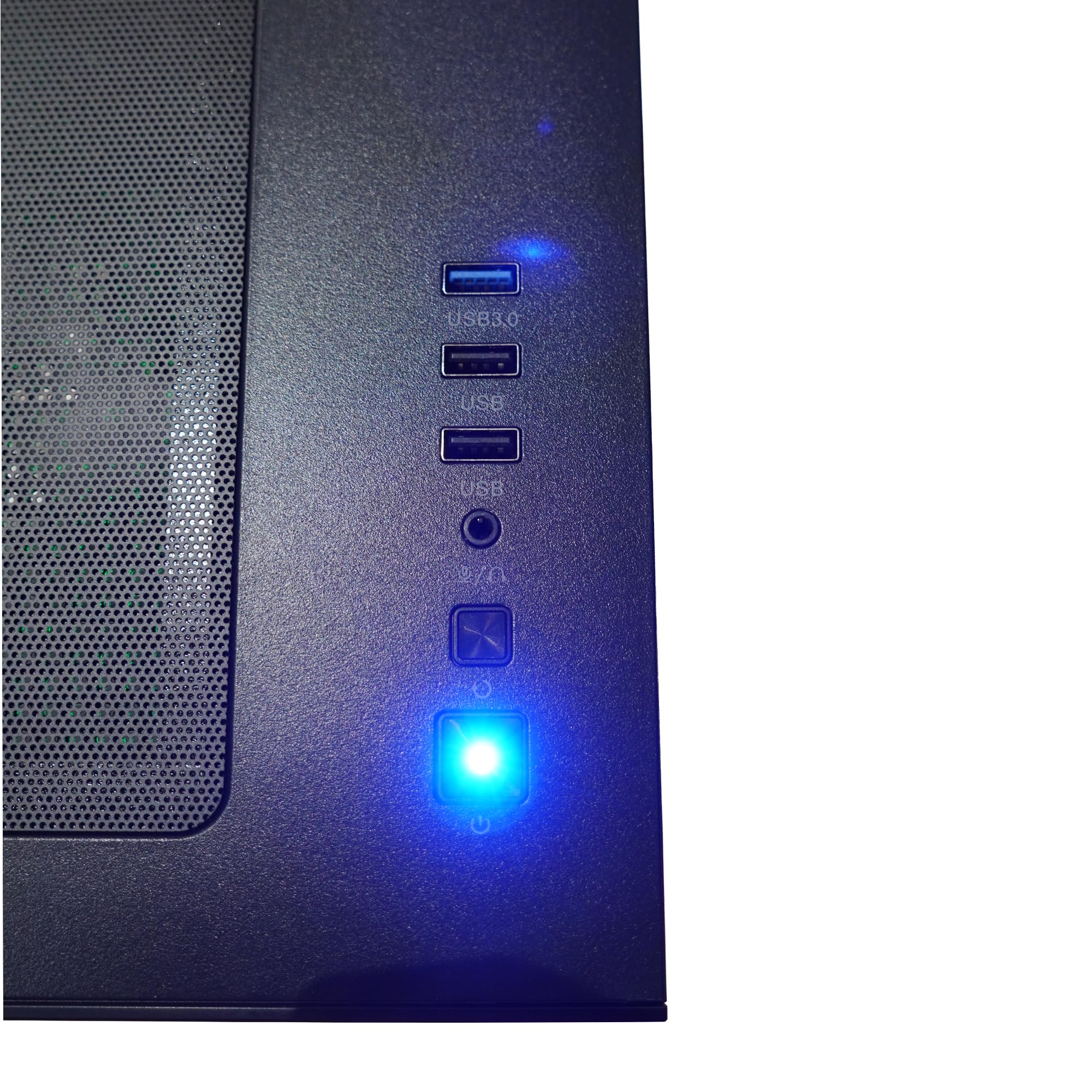 Golook PC Gaming Fisso, R5 4500, RTX 5050 8GB GDDR7, 32GB RAM, 500 GB NVME M.2 Gen4, WiFi, Computer Fisso Essential