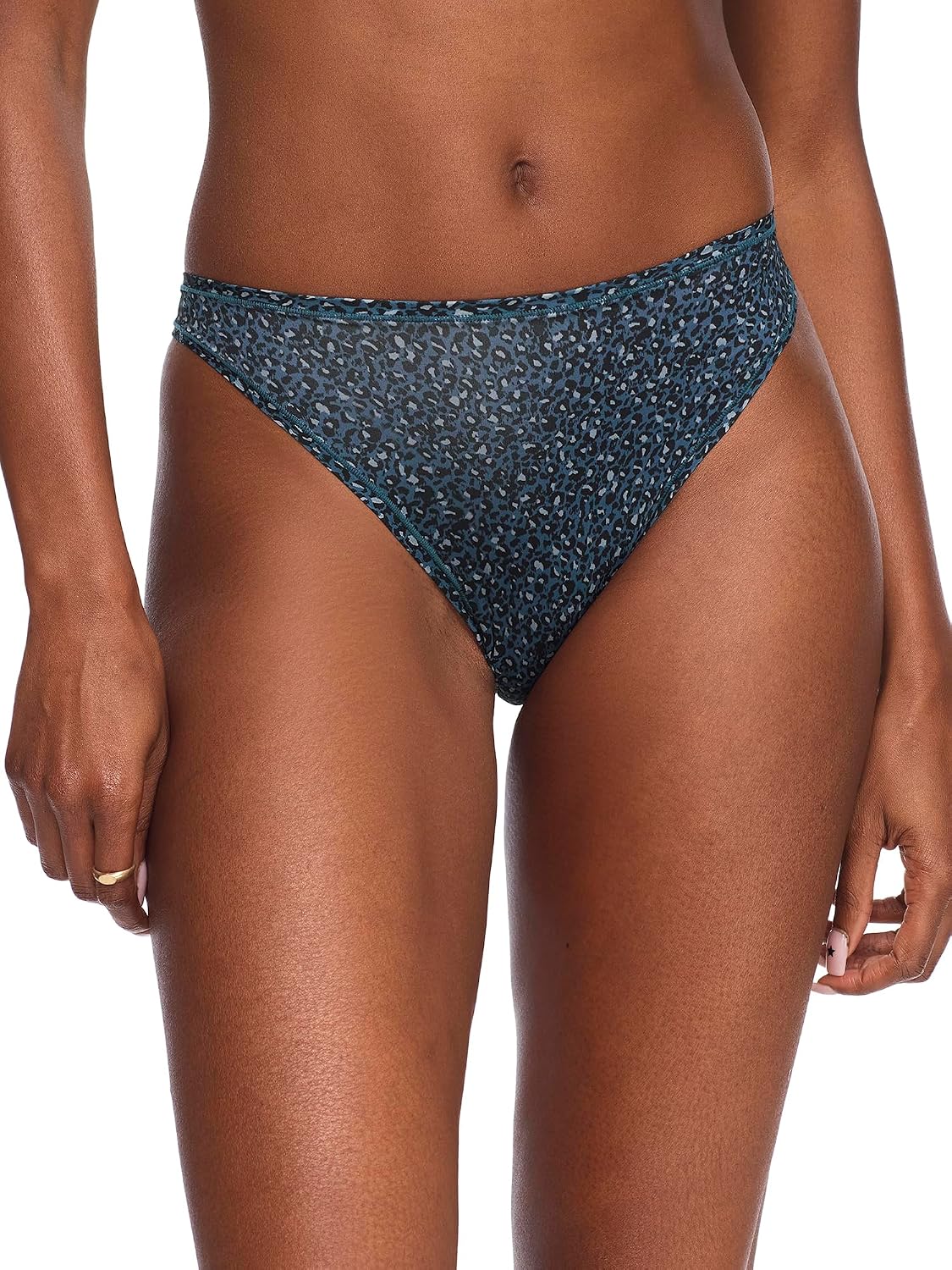 Warner's womens Warners Women's So Stretchy, So Good Thong Panty Wrw253th05