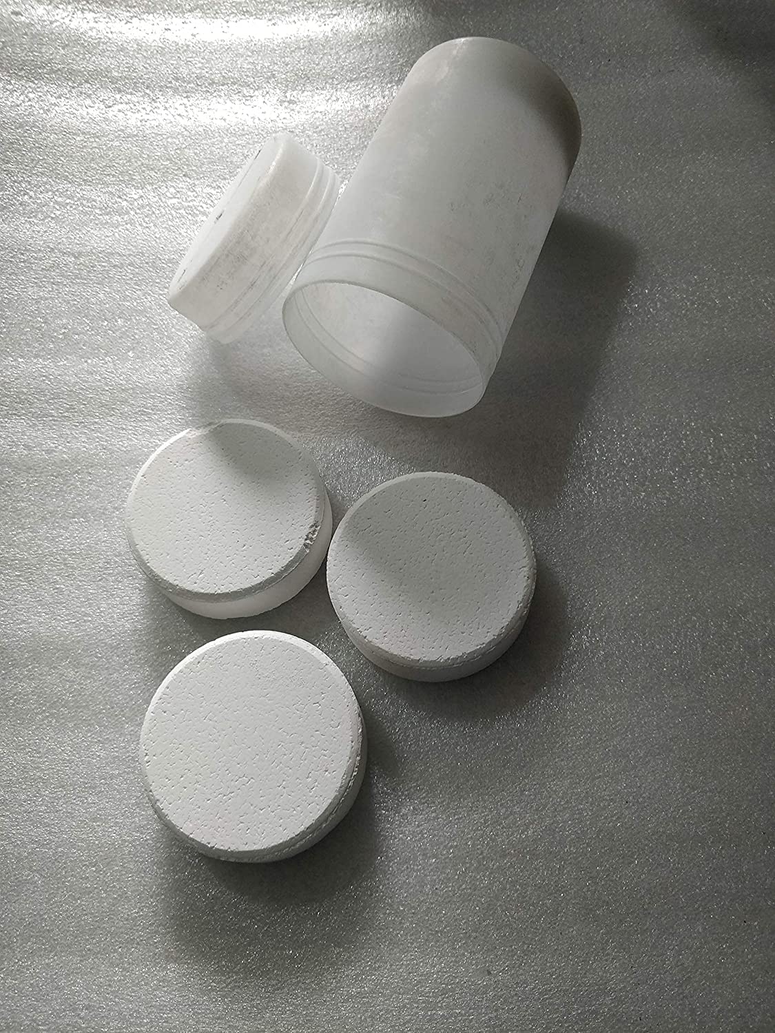 200 g Swimming Pools Chlorine Tablets Spa Hot Tubs Cleaning Tool 5 Piece Suitable for Sanitization,Algae Prevention,Oxidation,pH Regulation-image-1