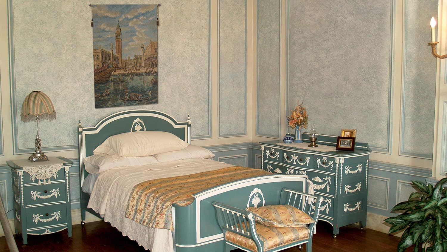 C Charlotte Home Furnishings Inc Venezia II italian Tapestry Wall Hanging | Viscose Cotton and Polyester Blend Wall Art | 38 in. x 26 in | Home Decor Accents | Inspired by Canaletto