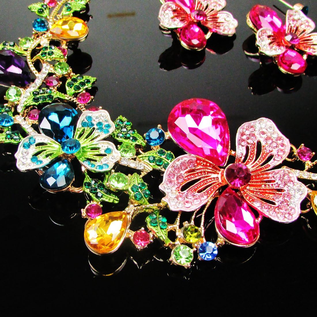 Yuhuan Women Costume jewelry Crystal Statement Necklace and Earrings Sets Chunky Jewelry Set