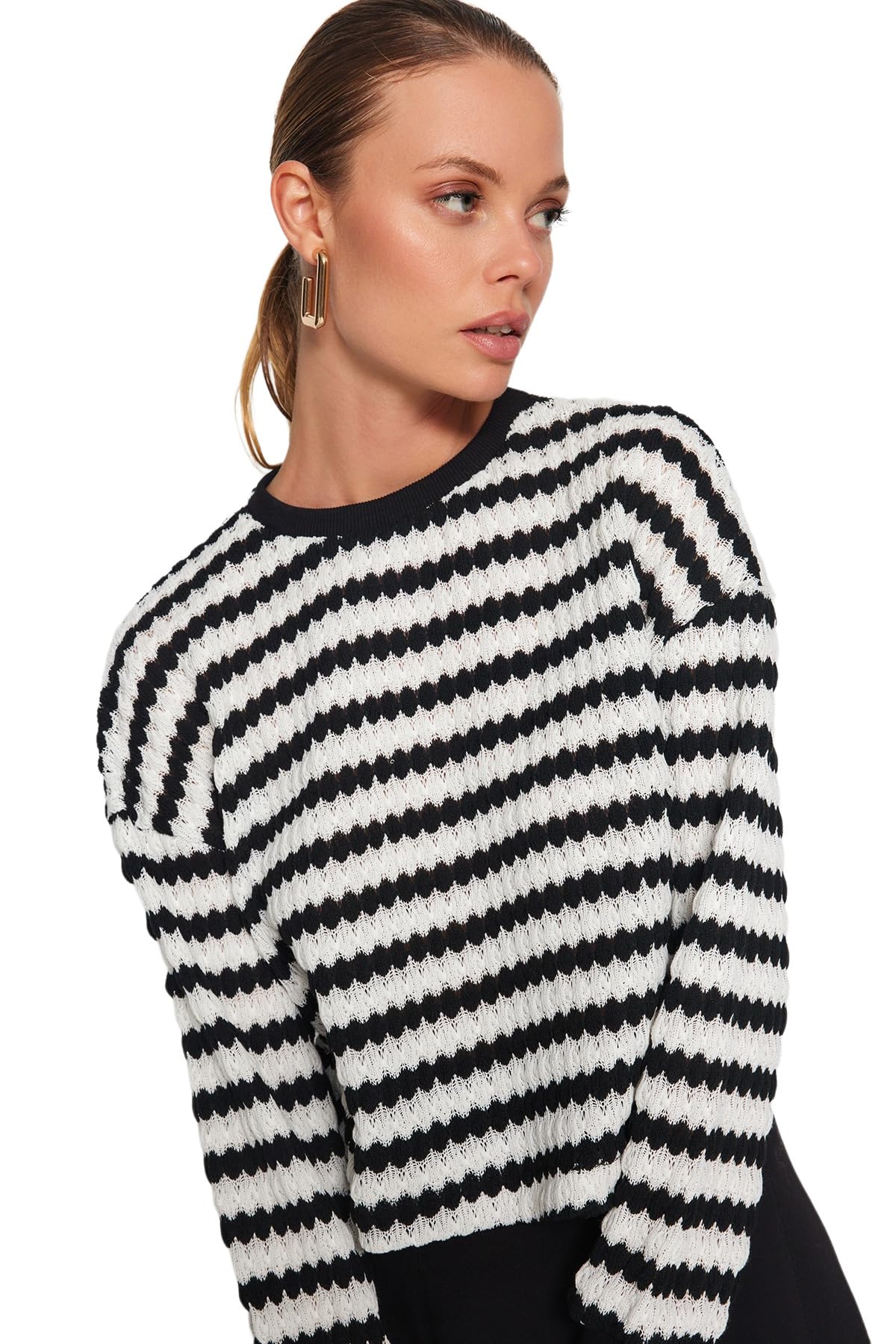 Trendyol Damen Regular fit Basic Crew Neck Knitwear Sweater Pullover, Black, S
