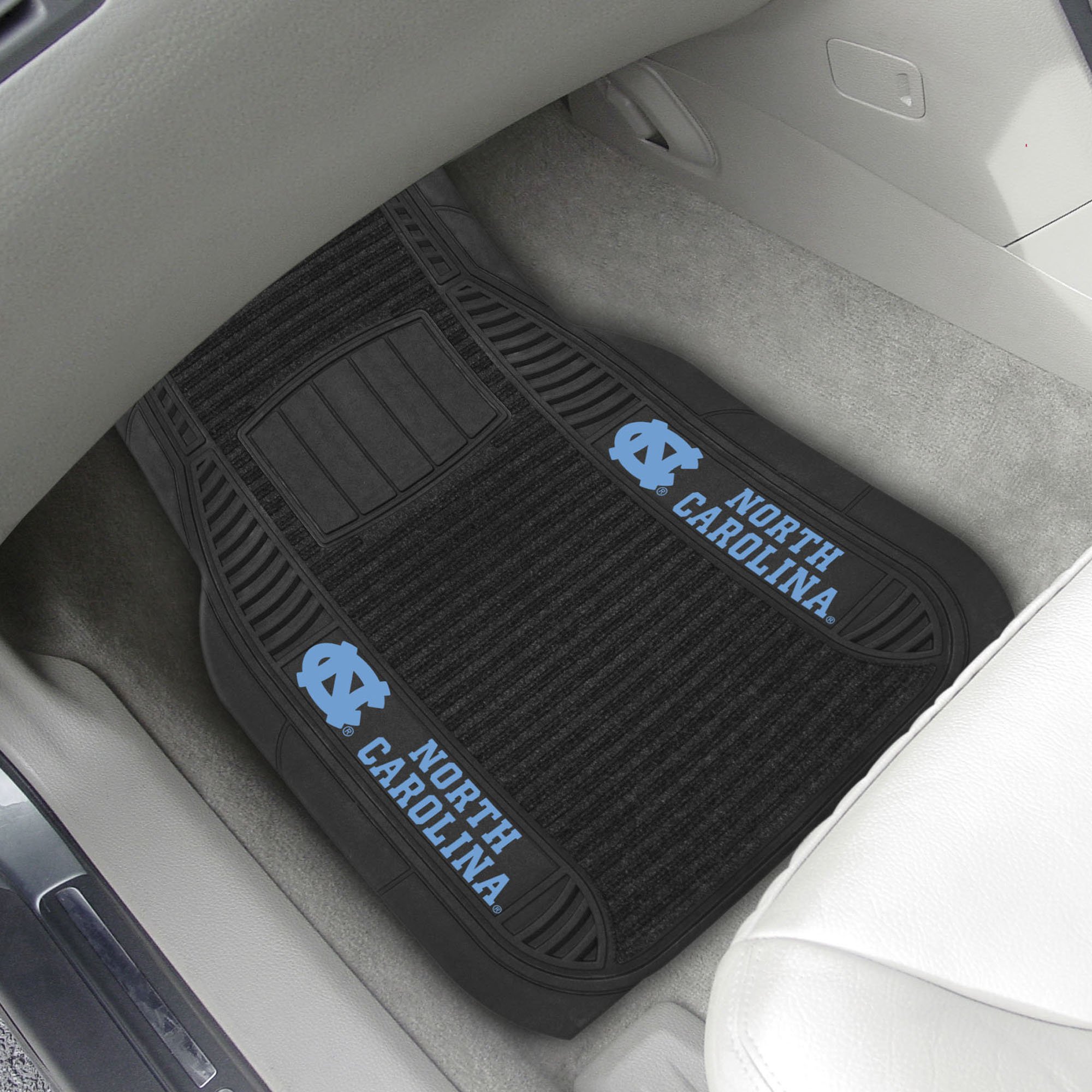 FANMATS University of North Carolina - Chapel Hill 2-pc Deluxe Car Mat Set