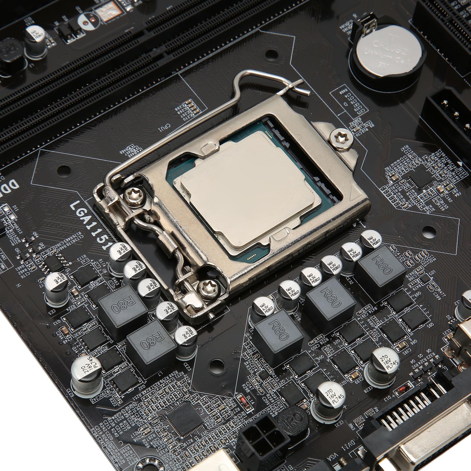 LICAEVEY Zestaw Płyt Głównych do Gier B250B — Zawiera Procesor G3930 i 8 GB Pamięci DDR4, obsługę Wielu Procesorów Graficznych i Gigabit LAN dla Stabilnego Zestawu Komputera
