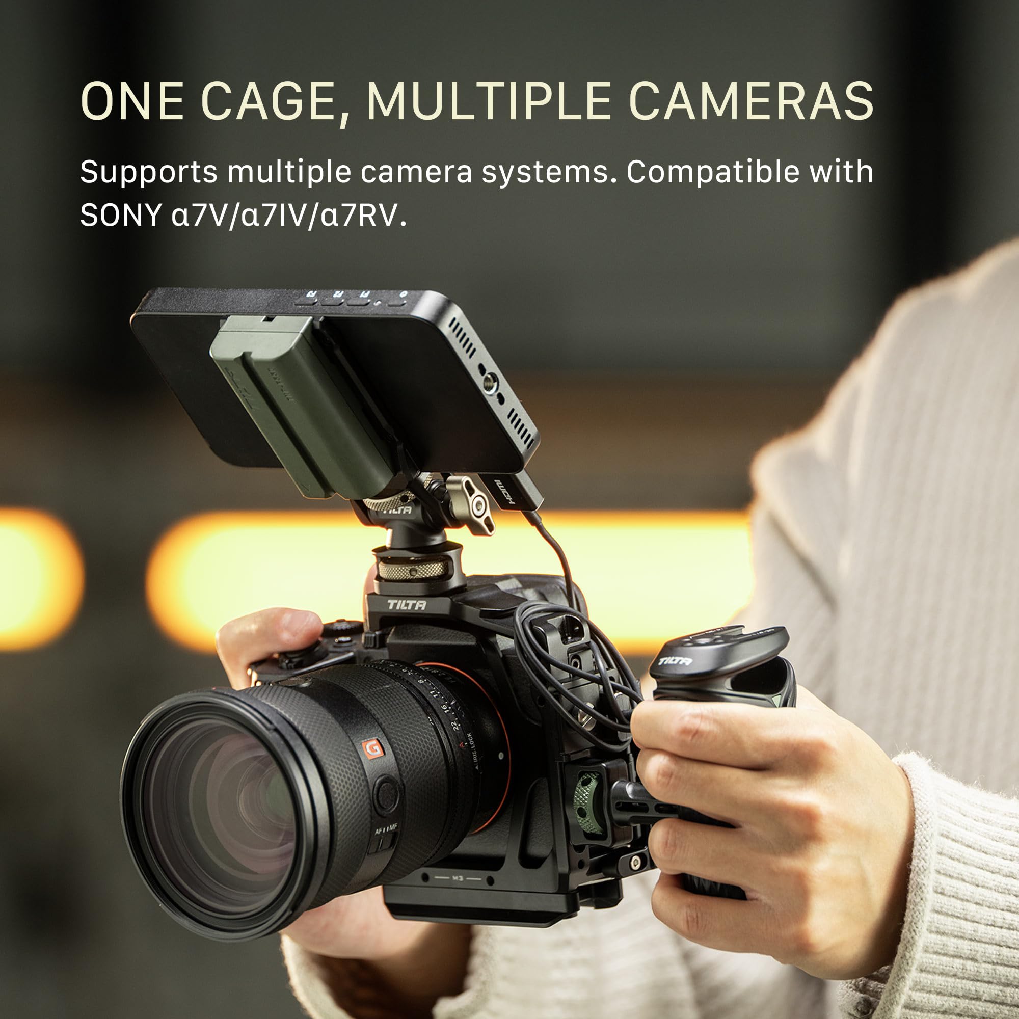 Tilta Gabbia A7 V, gabbia completa per fotocamera compatibile con Sony Alpha 7 V/A7 IV/A7R V con ricevitore cold shoe, filettature da 1/4”-20 e 3/8”-16 - Nero TA-T100-FCC-B