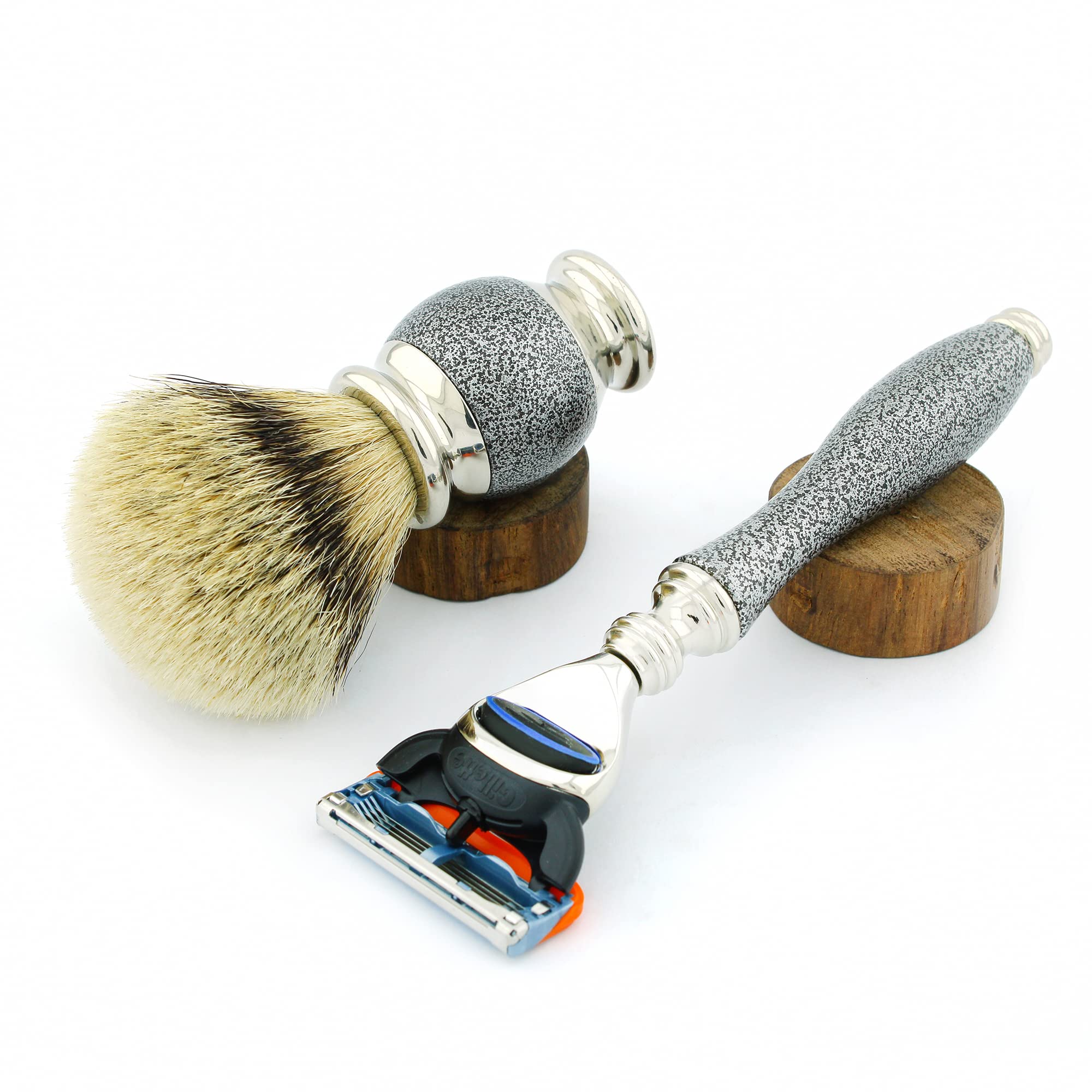 Haryali London Kit de afeitado – Juego de 5 brochas de afeitar, plateado antiguo, juego de afeitado, cepillo de afeitar de tejón, cuchilla de afeitar de 5 filos, jabón de afeitar, cuenco de afeitar,