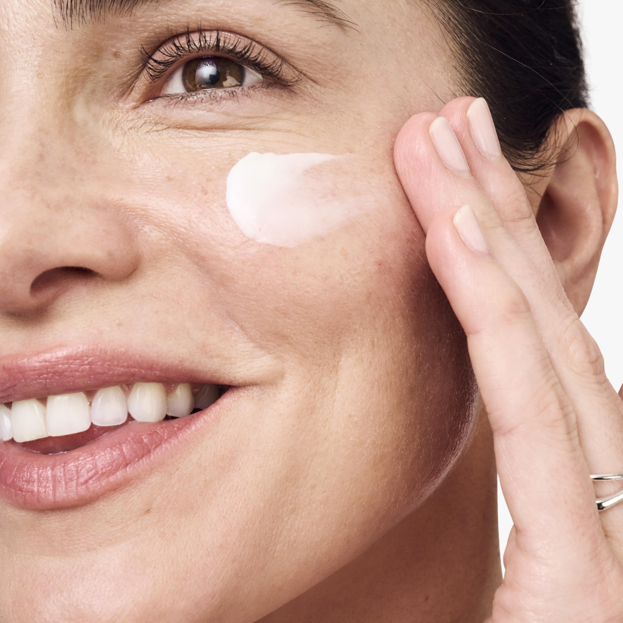 Clinique Smart Clinical Repair Crème + Masque Régénérant Nuit Adénosine, Peptides + Acide Hyaluronique 12%. Convient aux peaux sensibles