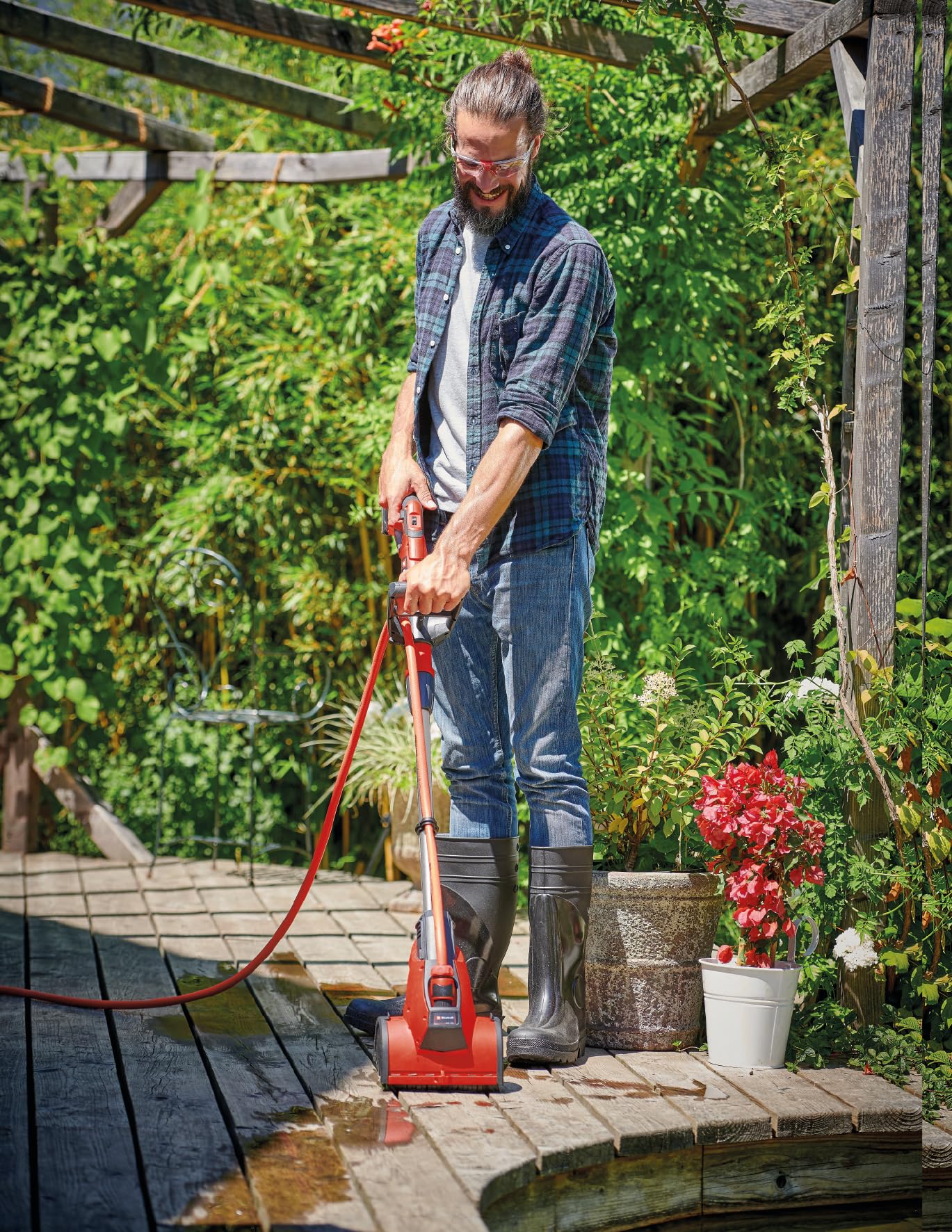 Einhell Cepillo para Superficies con batería PICOBELLA 18/215 Power X-Change (18 V, Iones de Litio, 215 mm Anchura, Incl. conexión para la Manguera de jardín, Cepillo Medium, sin batería ni Cargador)
