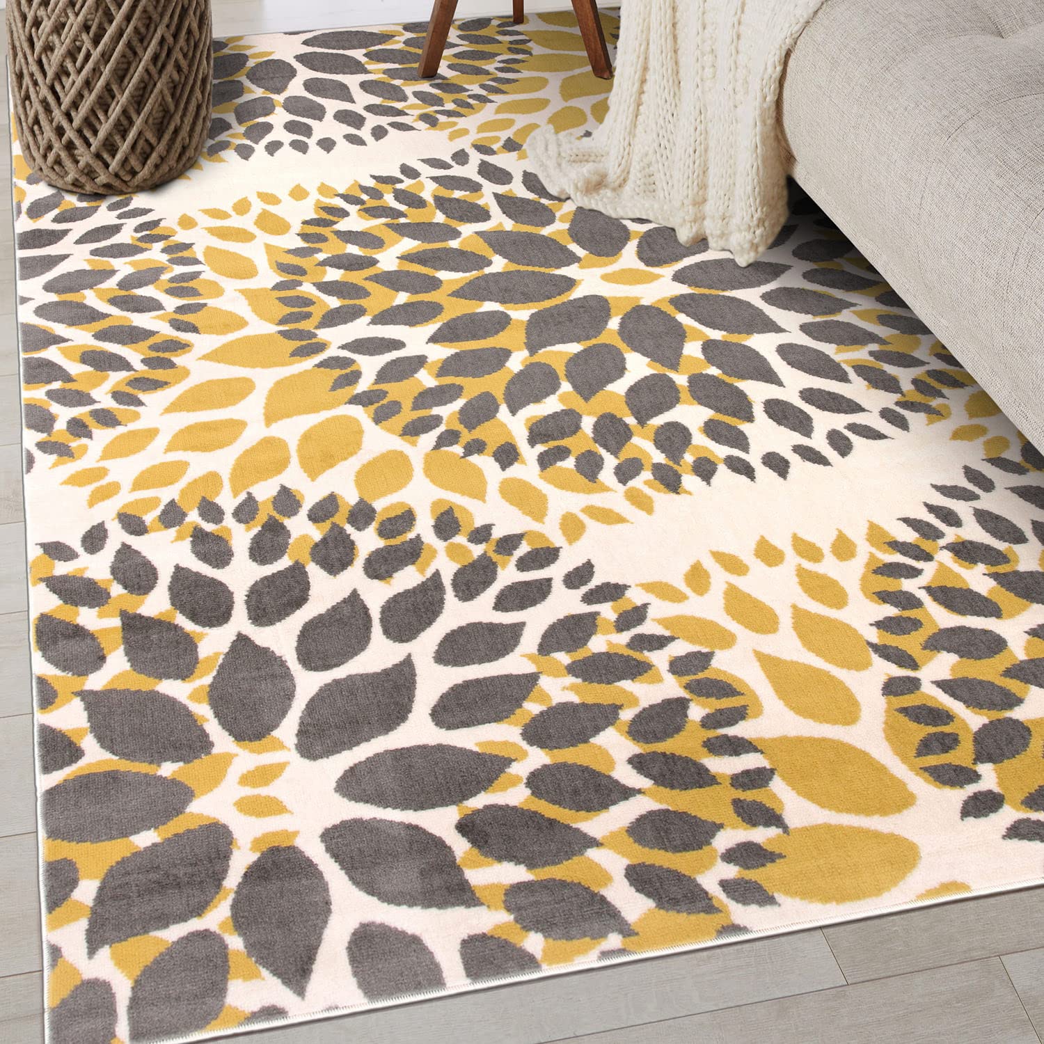 Rugshop Modern Yellow Floral Circles Design Area Rug – Elegant Non-Shedding, 3'1" x 5' for Living Room, Bedroom, Dining Room, Kitchen