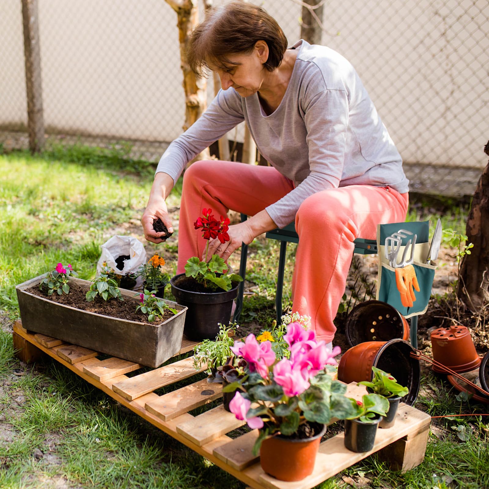 GOPLUS Banc de Jardin à Genoux et Assis, Siège de Jardin Portable avec Grande Poche à Outils et Coussin en Mousse EVA pour Les Genoux, Outil de Jardinage Pliable pour Les Jardiniers(2 Pochettes)