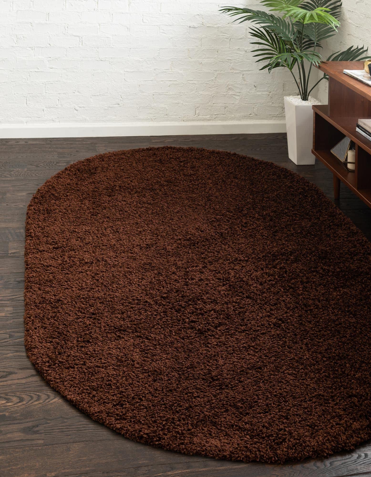 Unique Loom Solid Shag Collection Area Rug (8' x 10' Oval, Chocolate Brown)