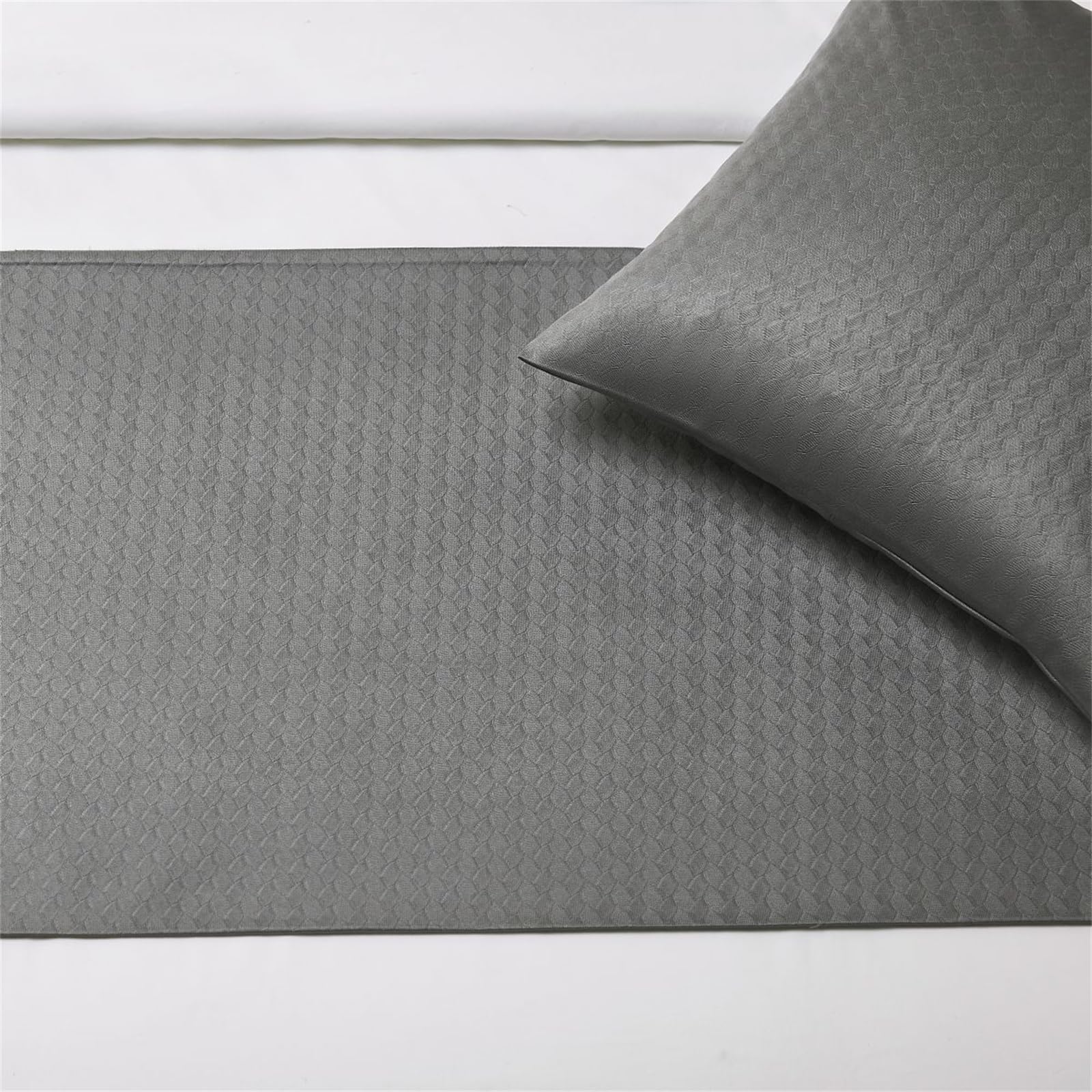 Chemin De Lit Hôtel Avec Coussin Assorti Gris Clair 50x260+50x50cm - Décoration Douce Et Élégante