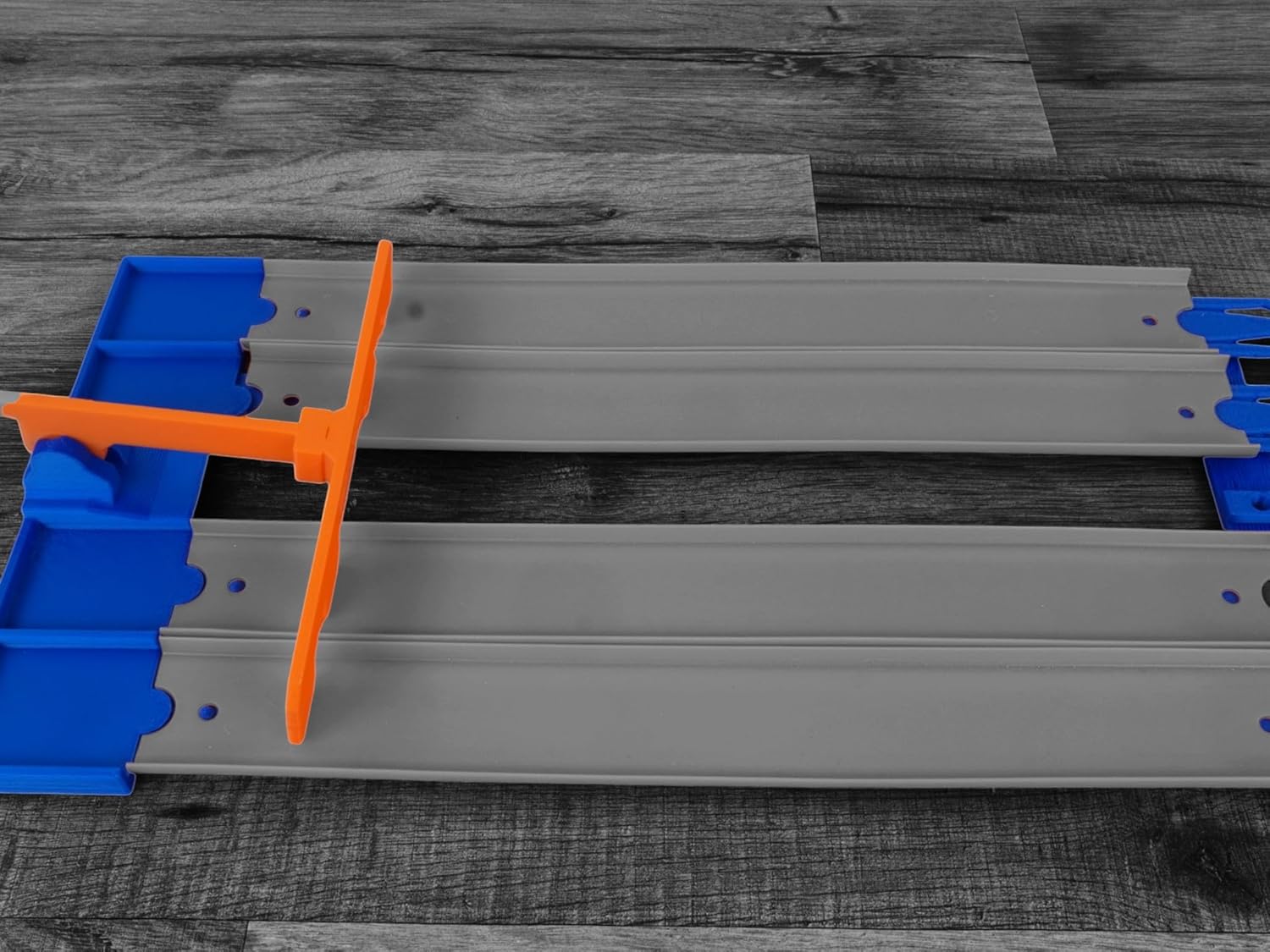 Track Spacers (4 Pack) | Compatible with Hot Wheels Cars, and Track | 2, 4 or 6 Lane Options (4 Lane Spacer)