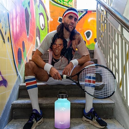 Miniatura 8 de Botella de agua grande de medio galón64 onzas aislada con popote, funda y 2 tapas, jarra de agua de acero inoxidable con boca ancha, termo de metal