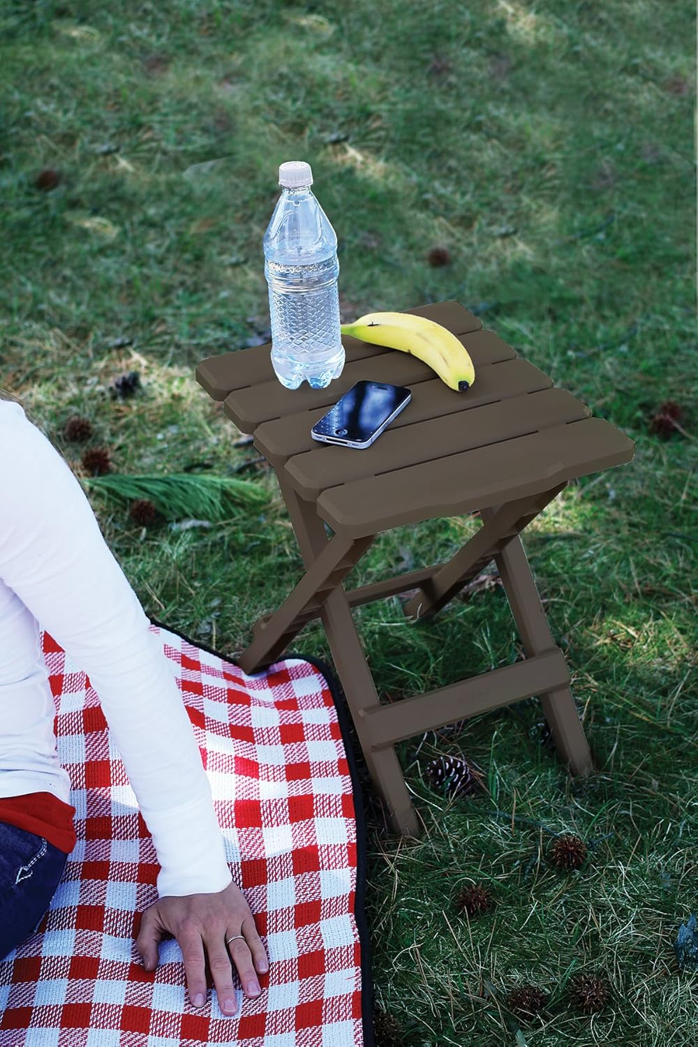 Camco Small Quick-Folding Adirondack Table, Plastic, Mocha