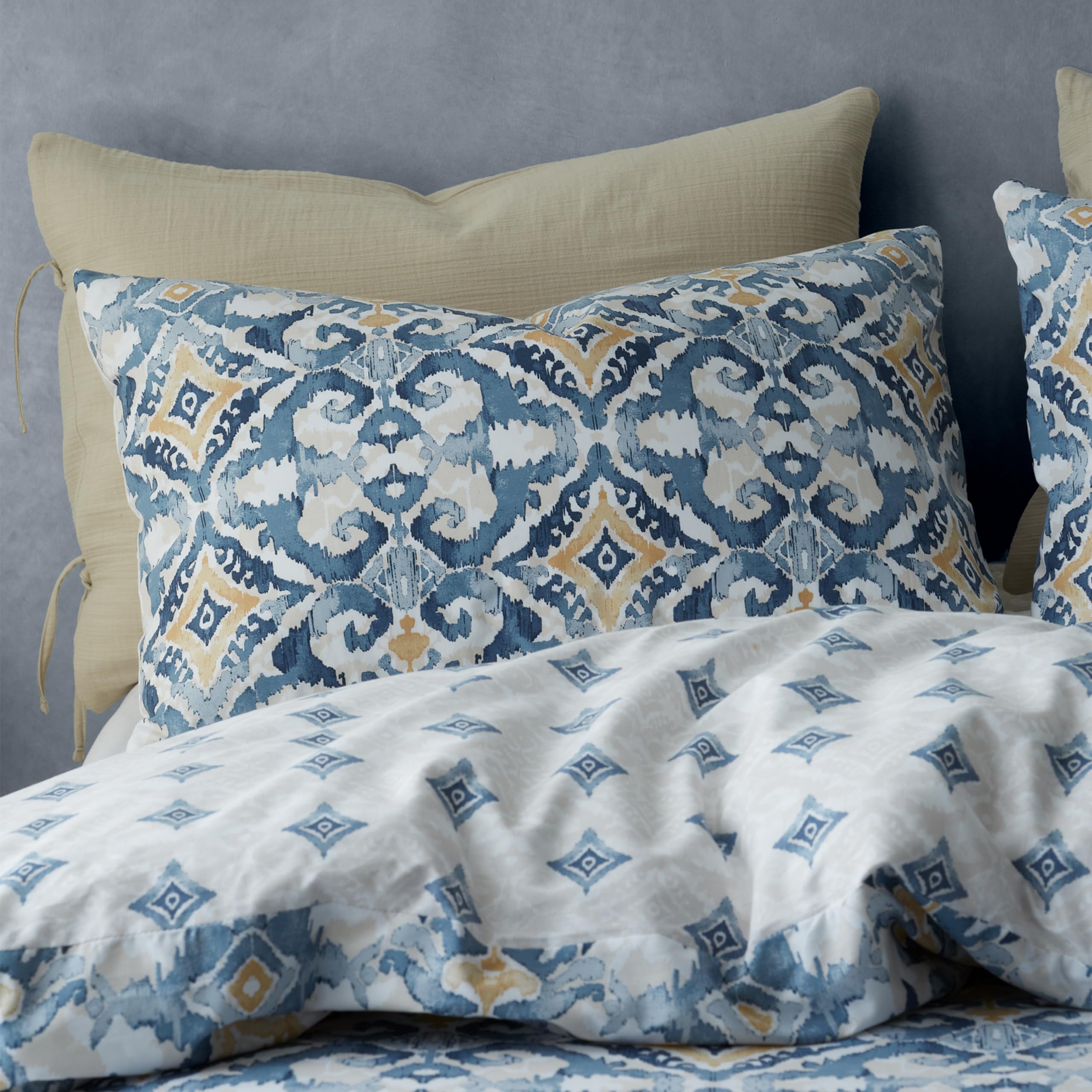 Pineapple Elephant Inara Ikat Reversible King Duvet Cover Set including Pillowcases Indigo Blue - Image 3