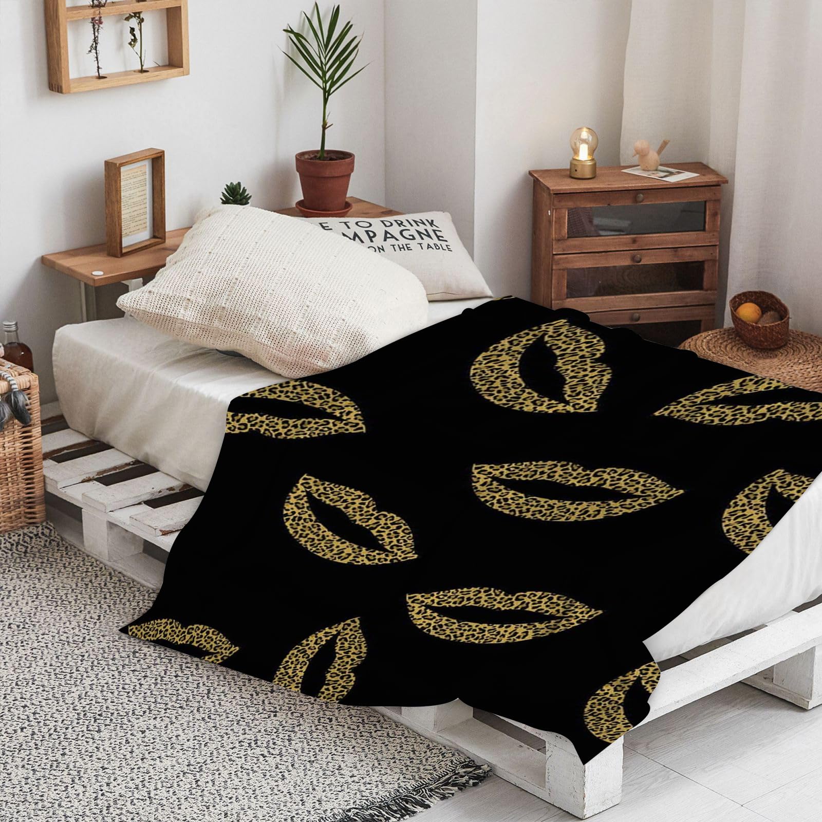 DHAEY Throws for sofas large, 60"x80"Cozy Fluffy Blanket, SoftKiss Feminine Red Lips Lipstick Sexy Mouth,Go Flannel Throw Blanket for Adult Bedroom Birthday Gift Sofa Bed Couch Decor Travel Camping