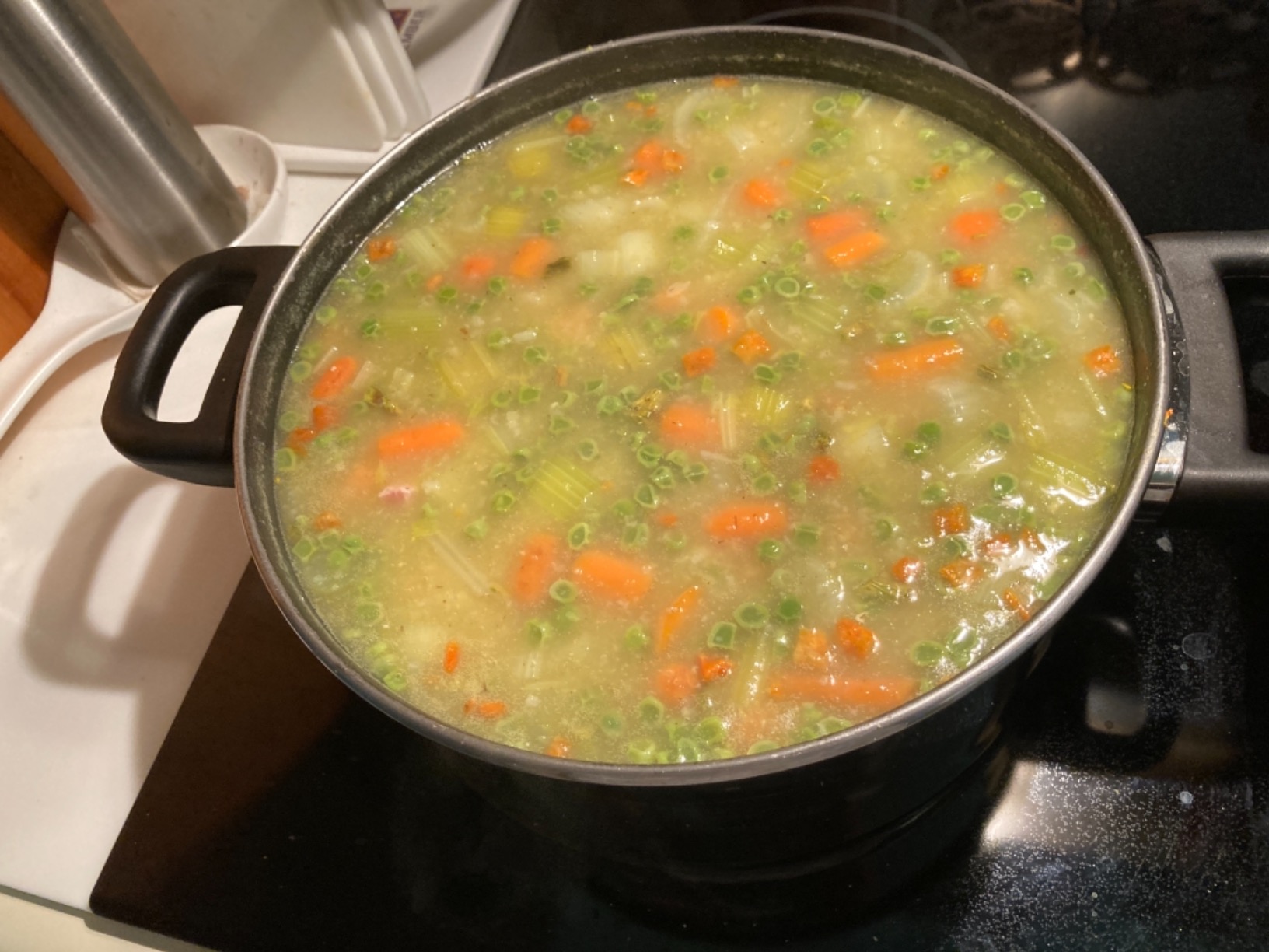 Manischewitz Cello Vegetable with Mushrooms Soup Mix 6oz