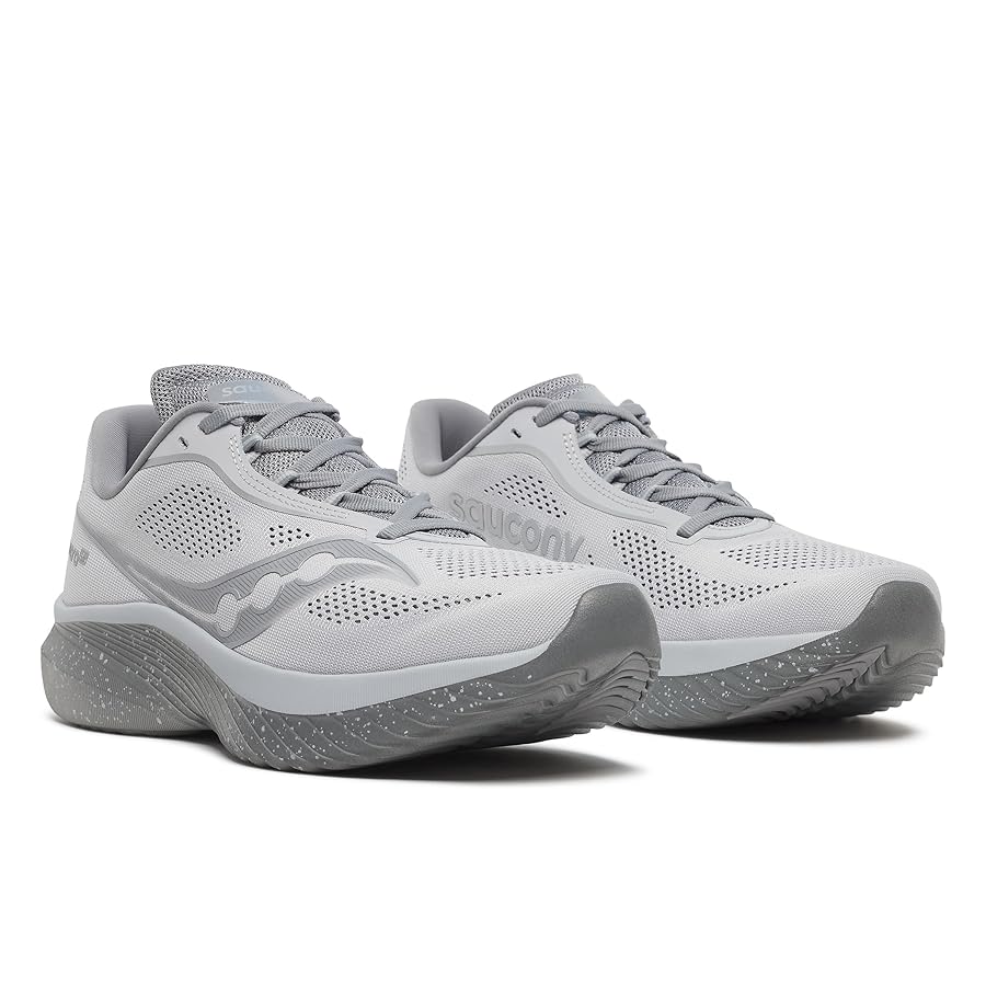 Saucony Kinvara ラニング15 グレー USA 8 26cm Amazon.com | Saucony Men's Kinvara 15 Sneaker, Cloud/Cinder