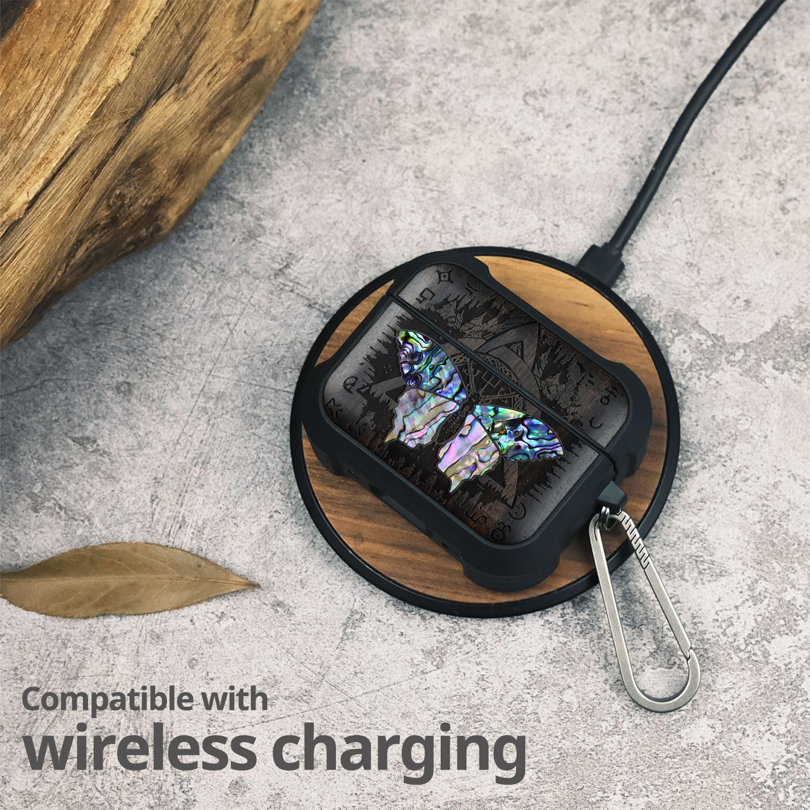 Carveit Odporne na uderzenia etui ochronne do AirPods Pro 3 (2025), drewniany grawerunek i wkładka z muszli, kompatybilne z Airpods Pro 3, tytanowe szybkie zapięcie (ciemne drewno celtyckie motyl)