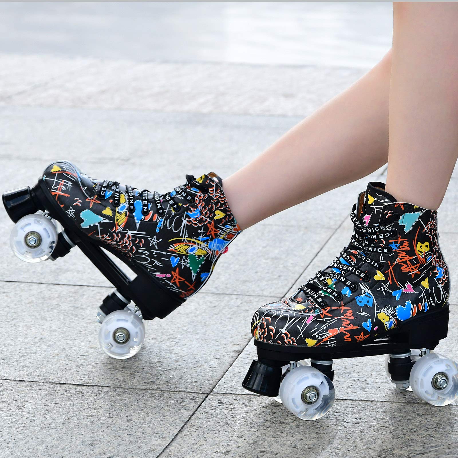 Patins à roulettes pour Femmes et Hommes,Roller Chaussure Quad Classiques avec Roues LED Allumées en PU pour Patins A roulettes,Roller Enfant,Adolescent et Adulte,Débutants en Extérieur Intérieur