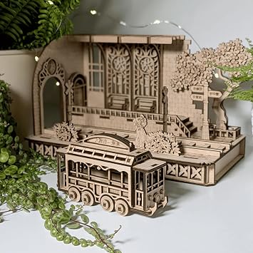 AlgWoodDesign Japanese Tram Station Diorama Ahşap Maket, 116 Parça DIY Japon Tramvay İstasyonu Modeli, Peri LED Dahil, MDF 3D Puzzle, Hobi ve Dekorasyon Seti, 22 x 12,2 x 13 cm