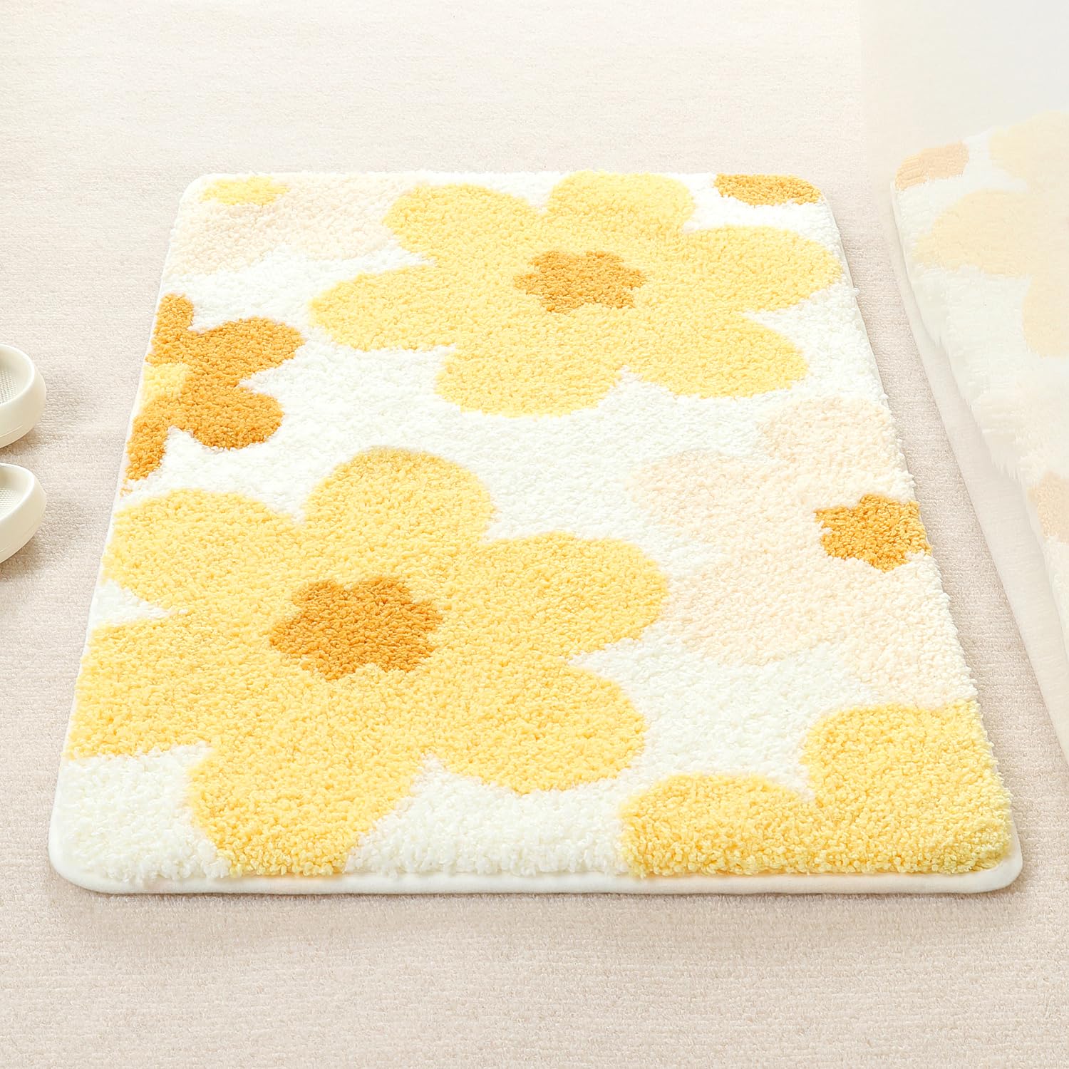 Molesun Floral Bath Mat, Bathroom Rug Non-Slip Soft Shower Rug Microfiber Cute Bath Rug for Kids, Water Absorbent Thick Shaggy Floor Mats for Bedroom,