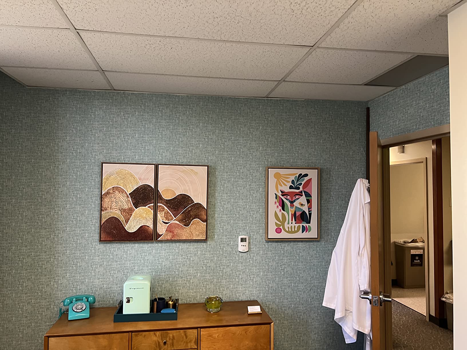 6/mo Finance NuWallpaper NU2918 Navy Poplin Texture Peel & Stick