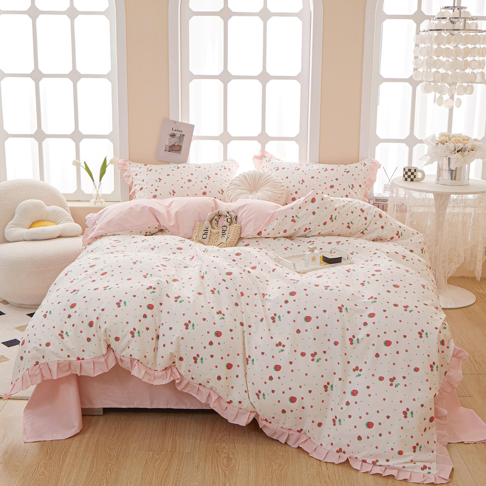 HighBuy Strawberry Print Comforter Set Twin XL White Pink Ruffle Strawberry Bedding Set for Toddler Baby Girls Boy Ruffle Comforter with 2 Pillowcases Fluffy Cute Bedding Comforters Twin