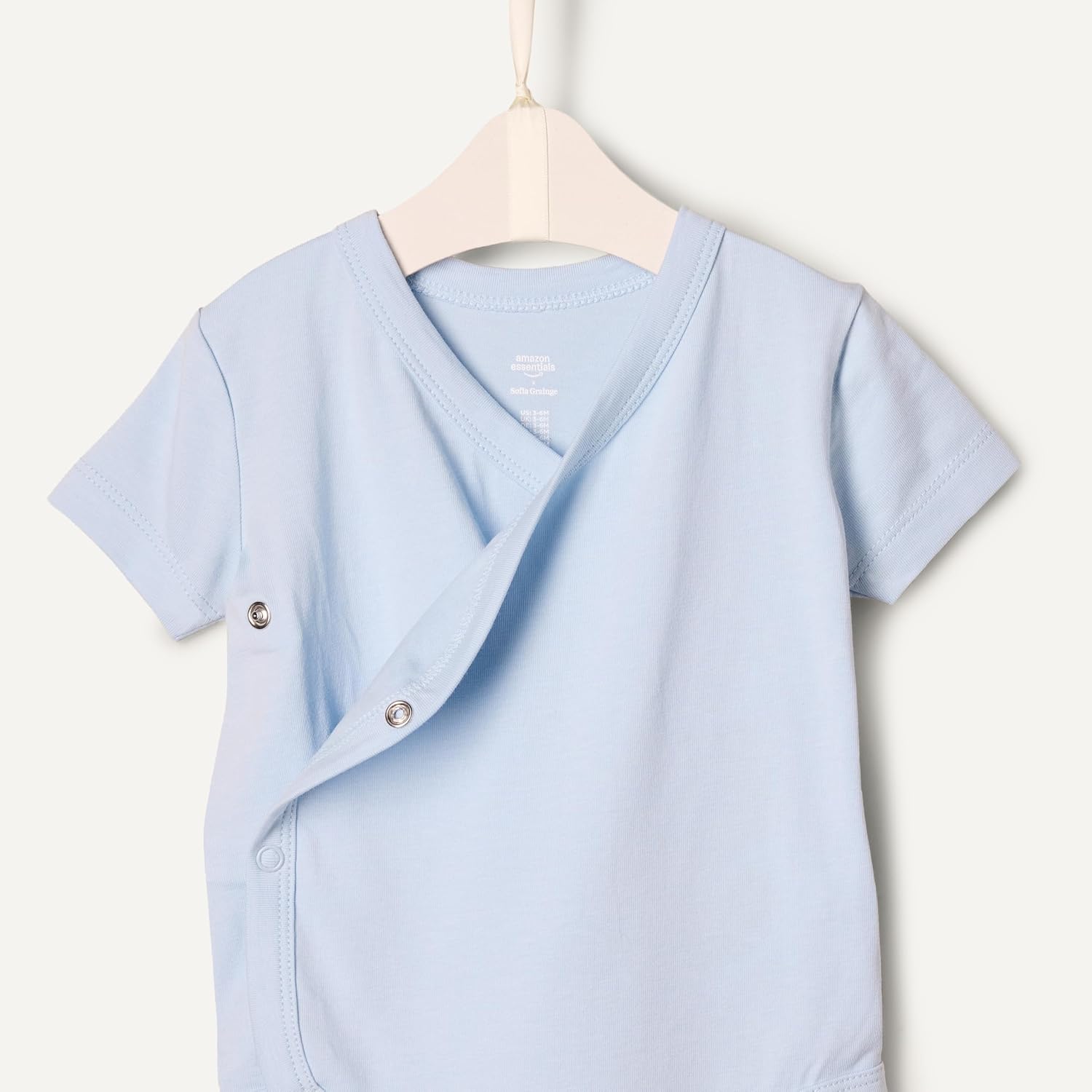 Amazon Essentials x Sofia Grainge Unisex Babies' Side Snap Short Sleeve Bodysuit - Image 4