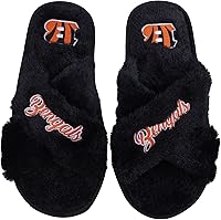 Vista 32 de FOCO Pantuflas deslizantes cruzadas mullidas con logotipo de texto del equipo NFL para mujeres