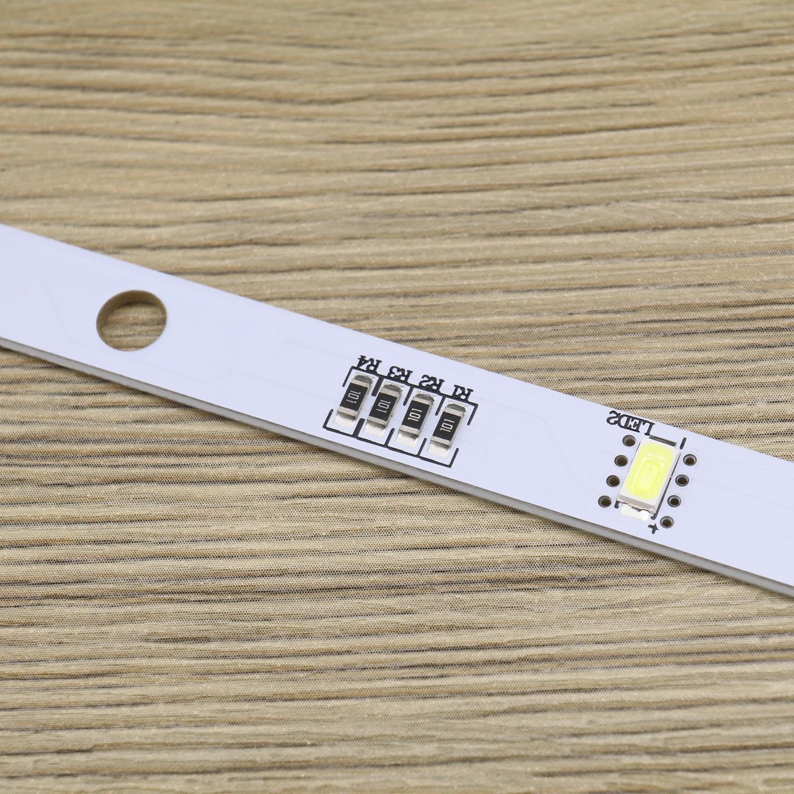2 Strisce Luminose A LED Per Frigorifero Rongsheng/Hisense - 12V