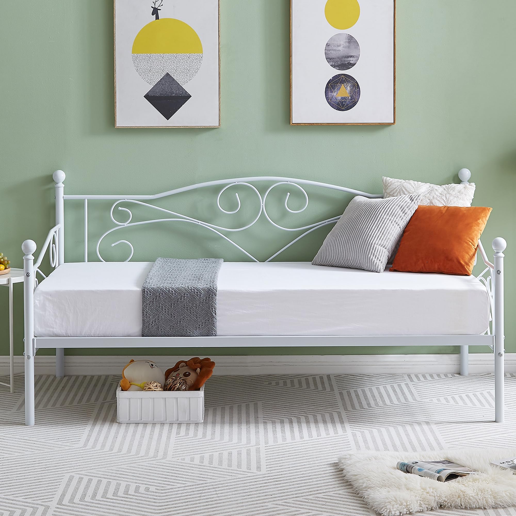 VECELO Premium Daybed Metal Bed Frame Twin Size Steel Slat Support/Strong Legs Headboard/Mattress Foundation, Multi-Functional Furniture (Classic Bed)