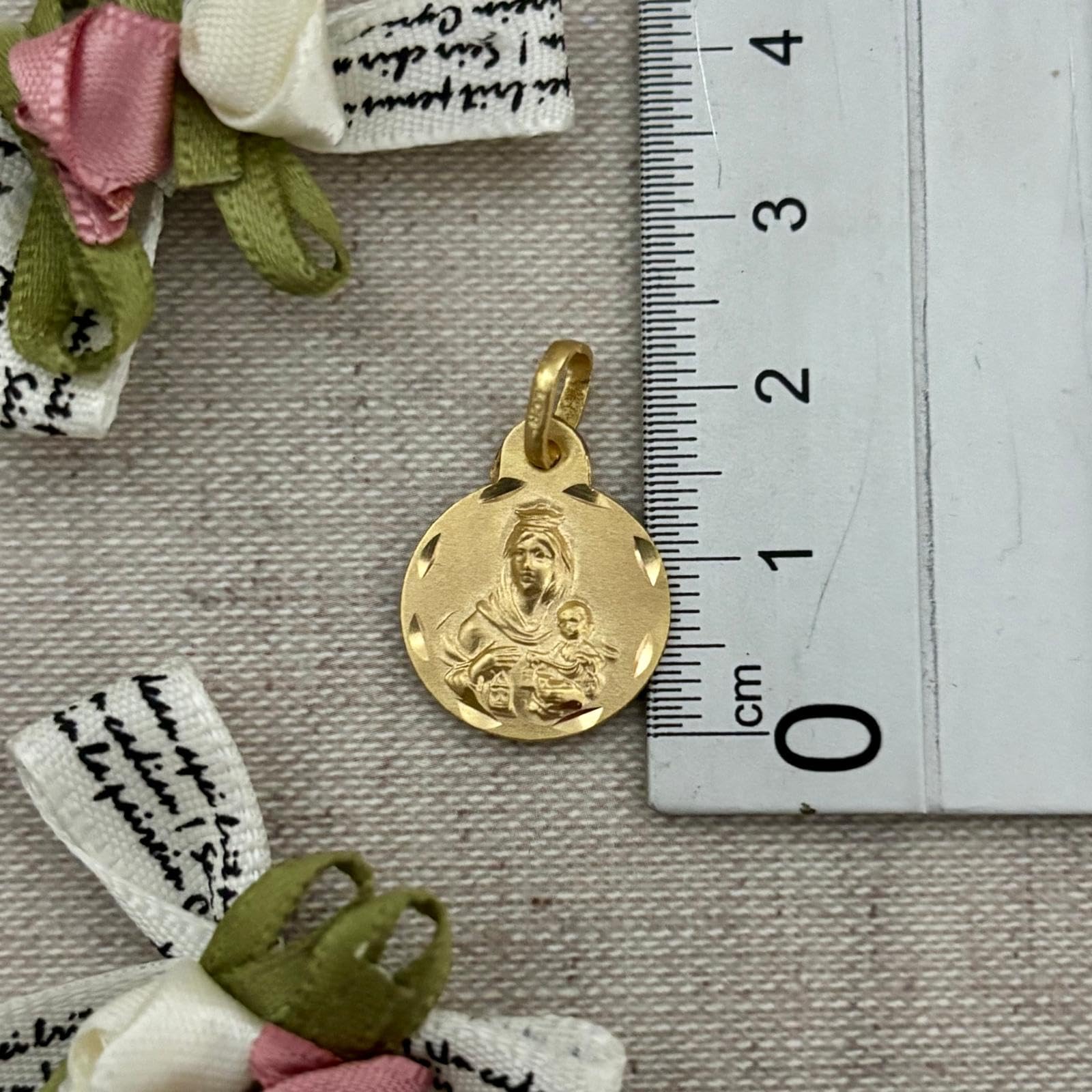 Medalla Escapulario de Plata 925 Chapada en Oro, Virgen del Carmen y Sagrado Corazón de Jesús, 14mm, Doble Cara con Borde Tallado