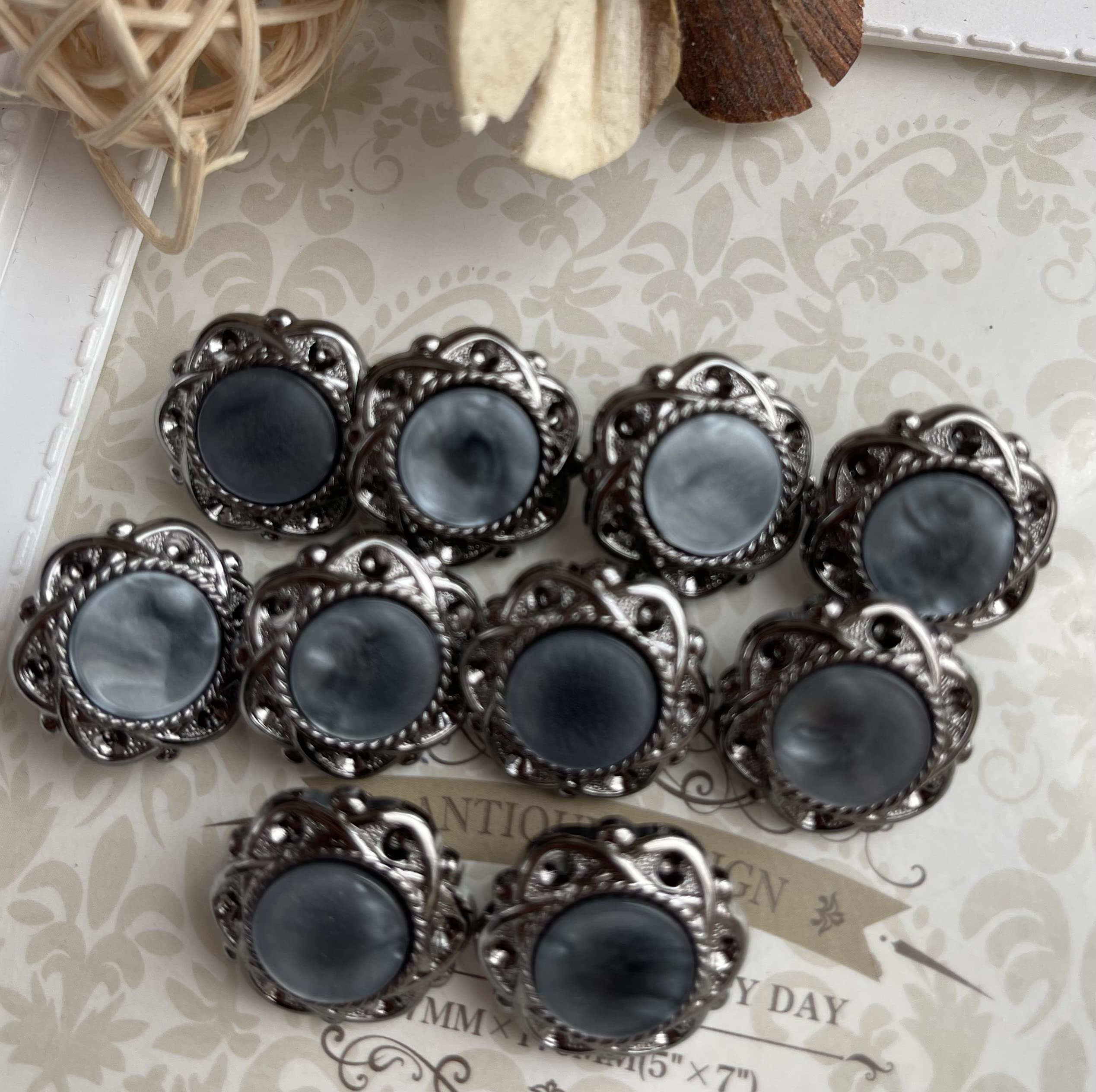 アンティーク風ボタン箱＊オフホワイト オーダーページ＊ アンティーク風ボタン箱＊オフホワイト オーダーページ＊