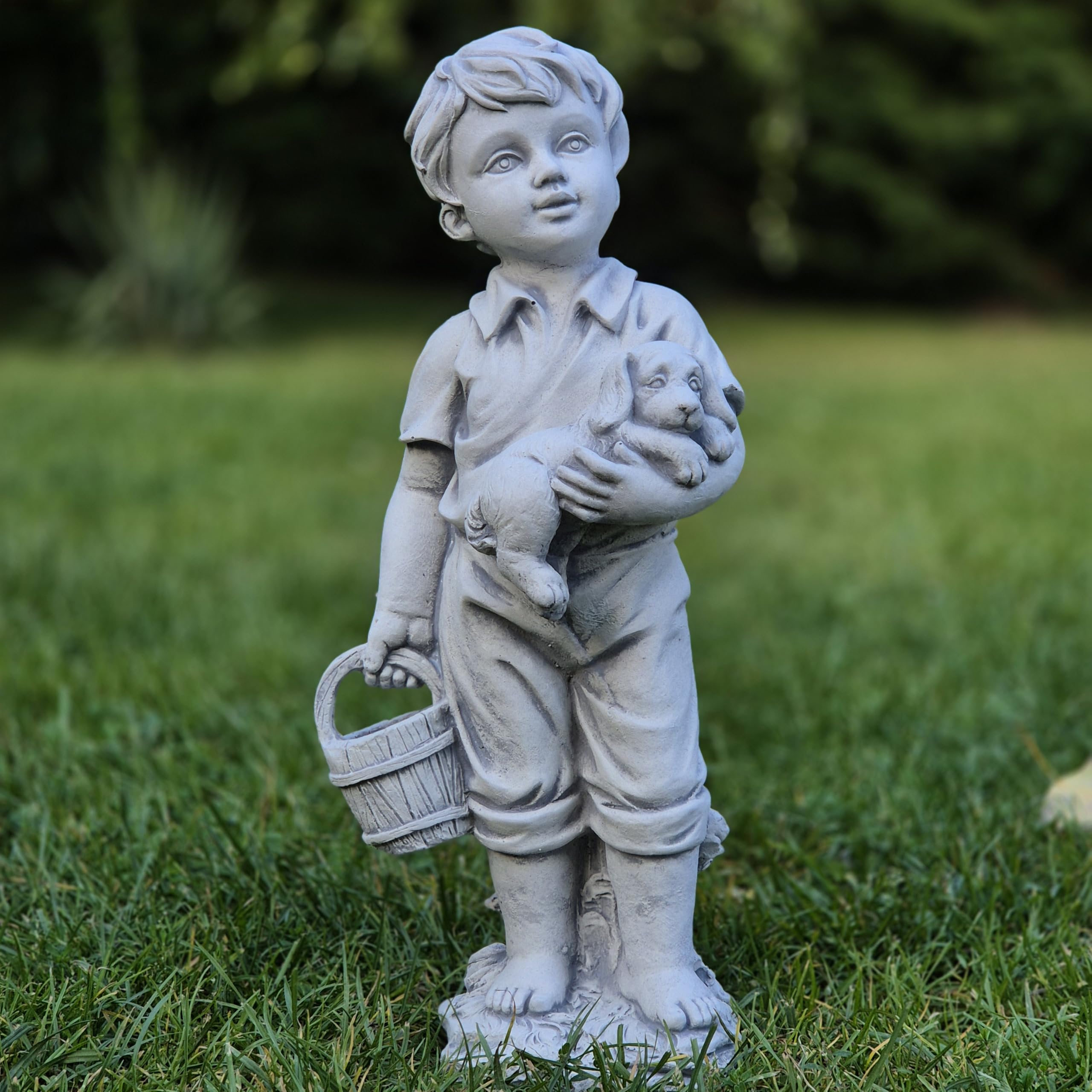 FABRQ Figurine décorative en béton GARÇON avec seau et chien, décoration de jardin, décoration de la maison, fonte de pierre, résistant au gel, résistant aux hautes températures