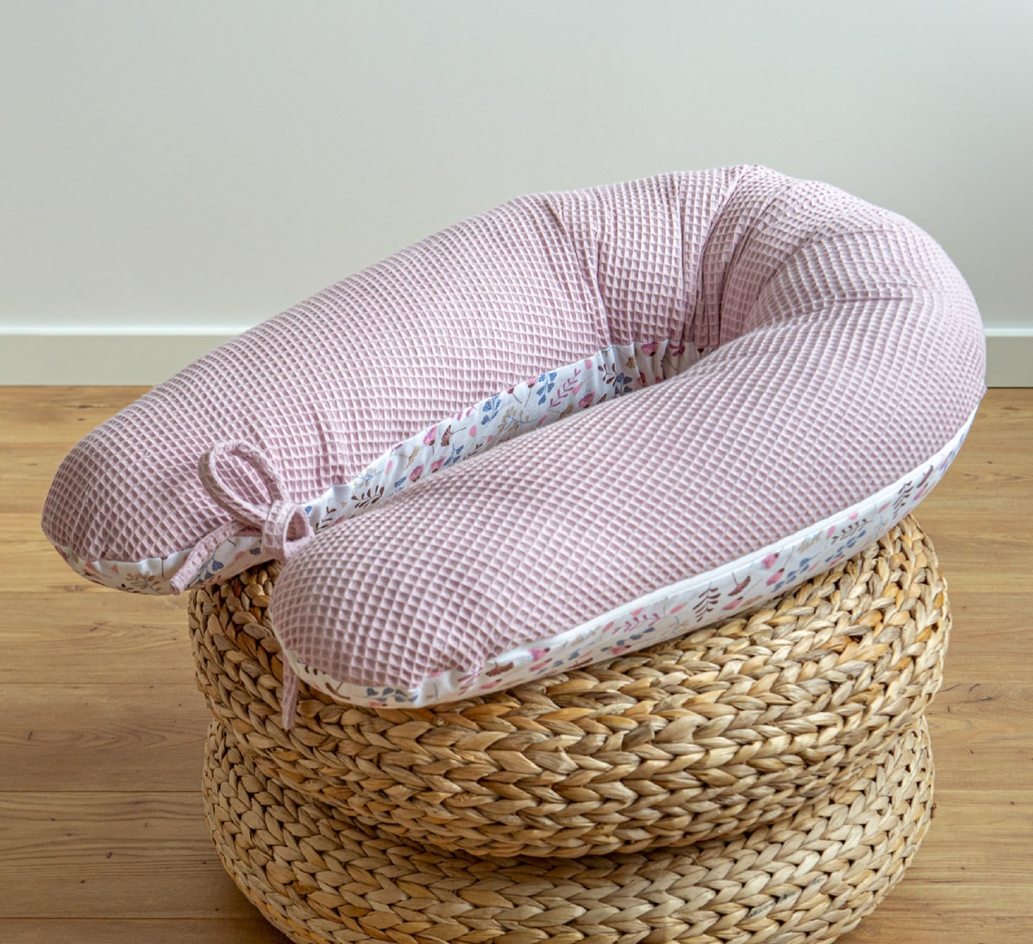 LOOLAY schwangerschaftskissen 170cm – Stillkissen und Lagerungskissen für Schwangere – 100% Öko-Tex Baumwolle – Ergonomisches Körperkissen mit Waschbarem Bezug (Rosa Waffel/Rosa Wiese)