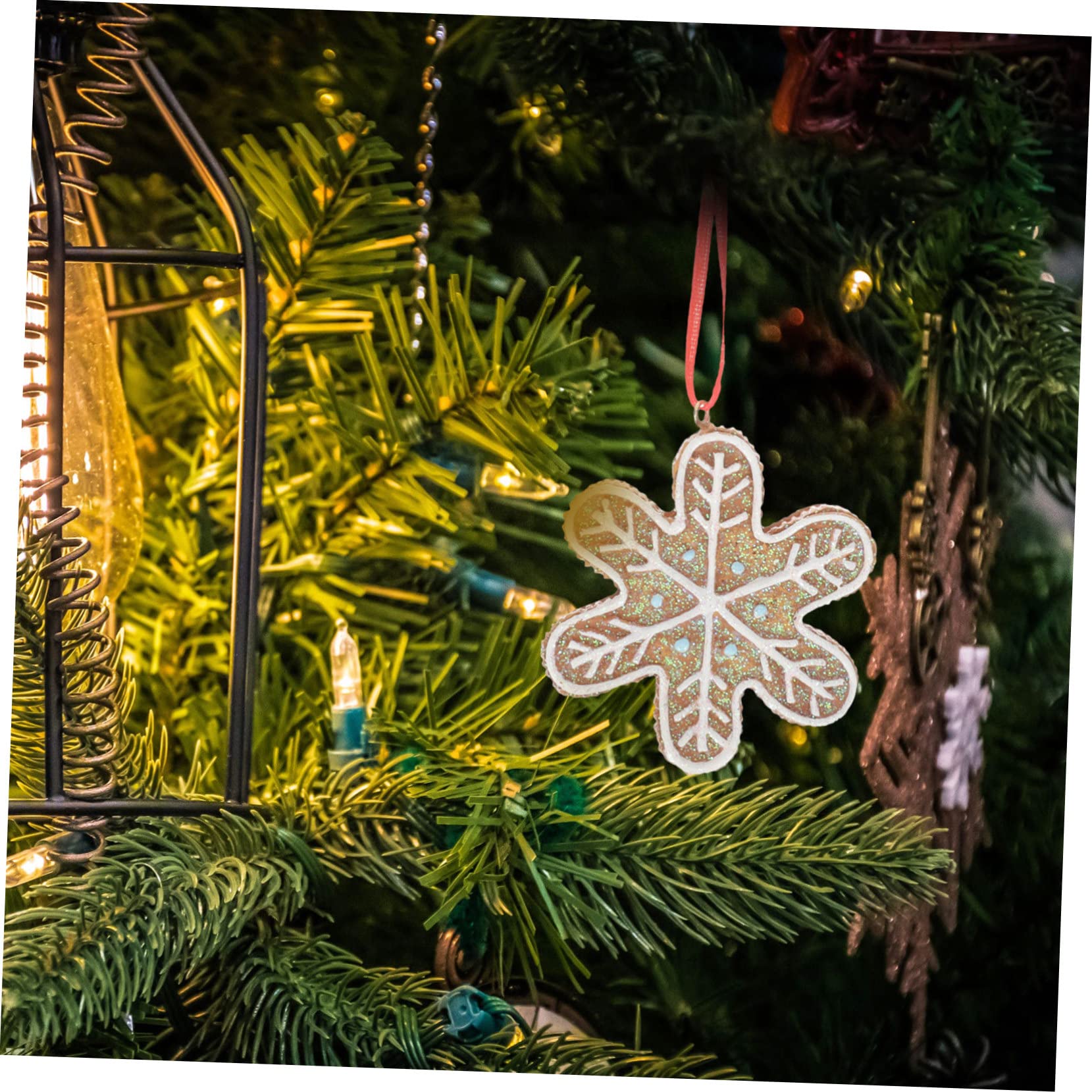 PRETYZOOM 5st Christbaumschmuck Weihnachtsschmuck Räumung Hängende Verzierung Der Weihnachtssüßigkeit Weihnachten Hängender Lebkuchen Weihnachtsbaum-Lebkuchen Minifiguren Light Brown Harz