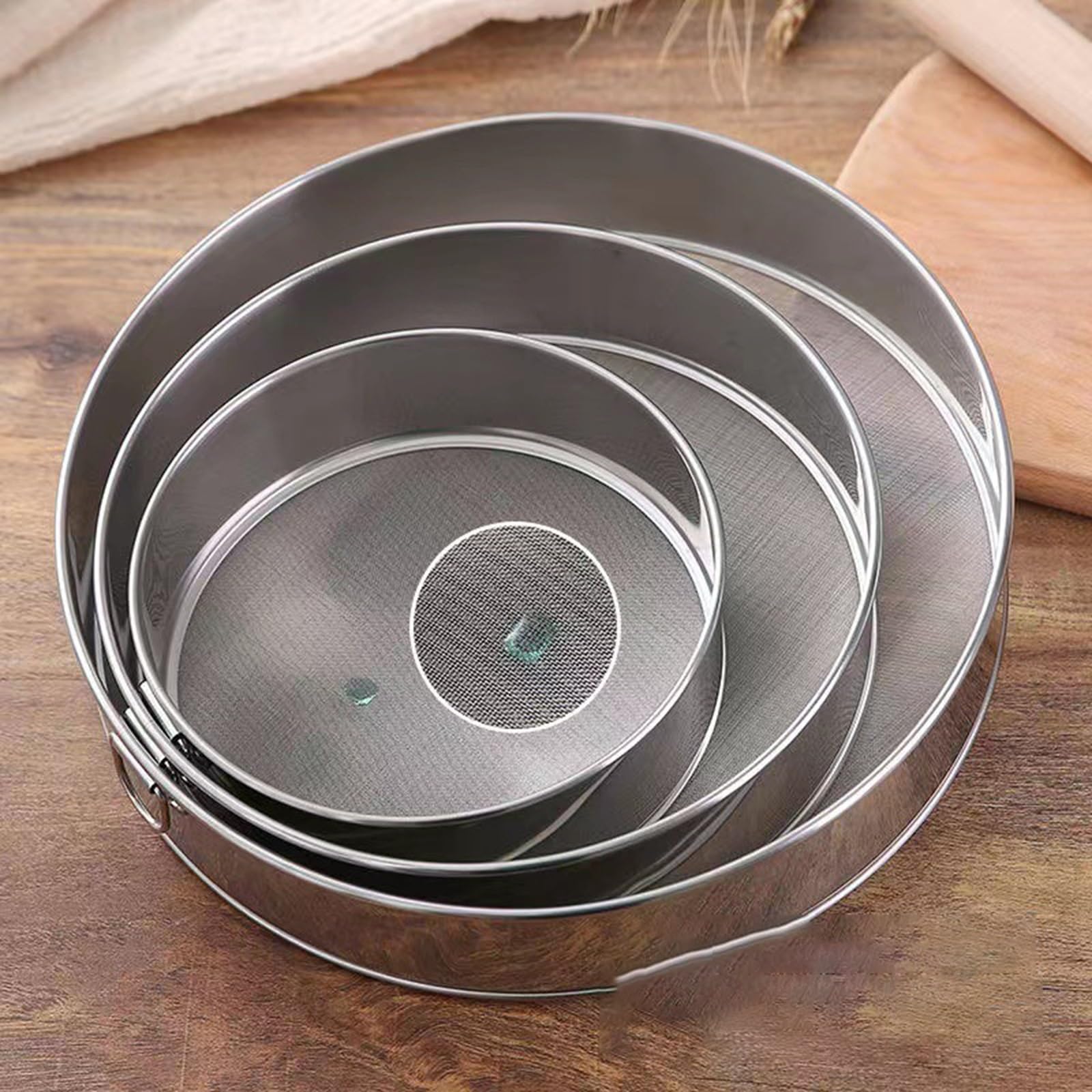 Juego de 4 coladores de harina de acero inoxidable de 15/20/25/30 cm, coladores de harina de alta precisión, 60 coladores de alimentos, colador duradero para hornear y cocinar