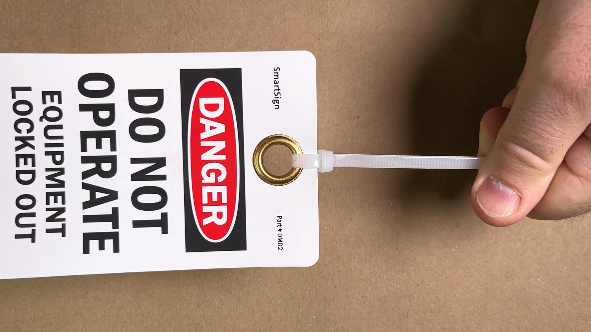 Amazon.com: SmartSign Do Not Operate Tags, Equipment Locked Out 2